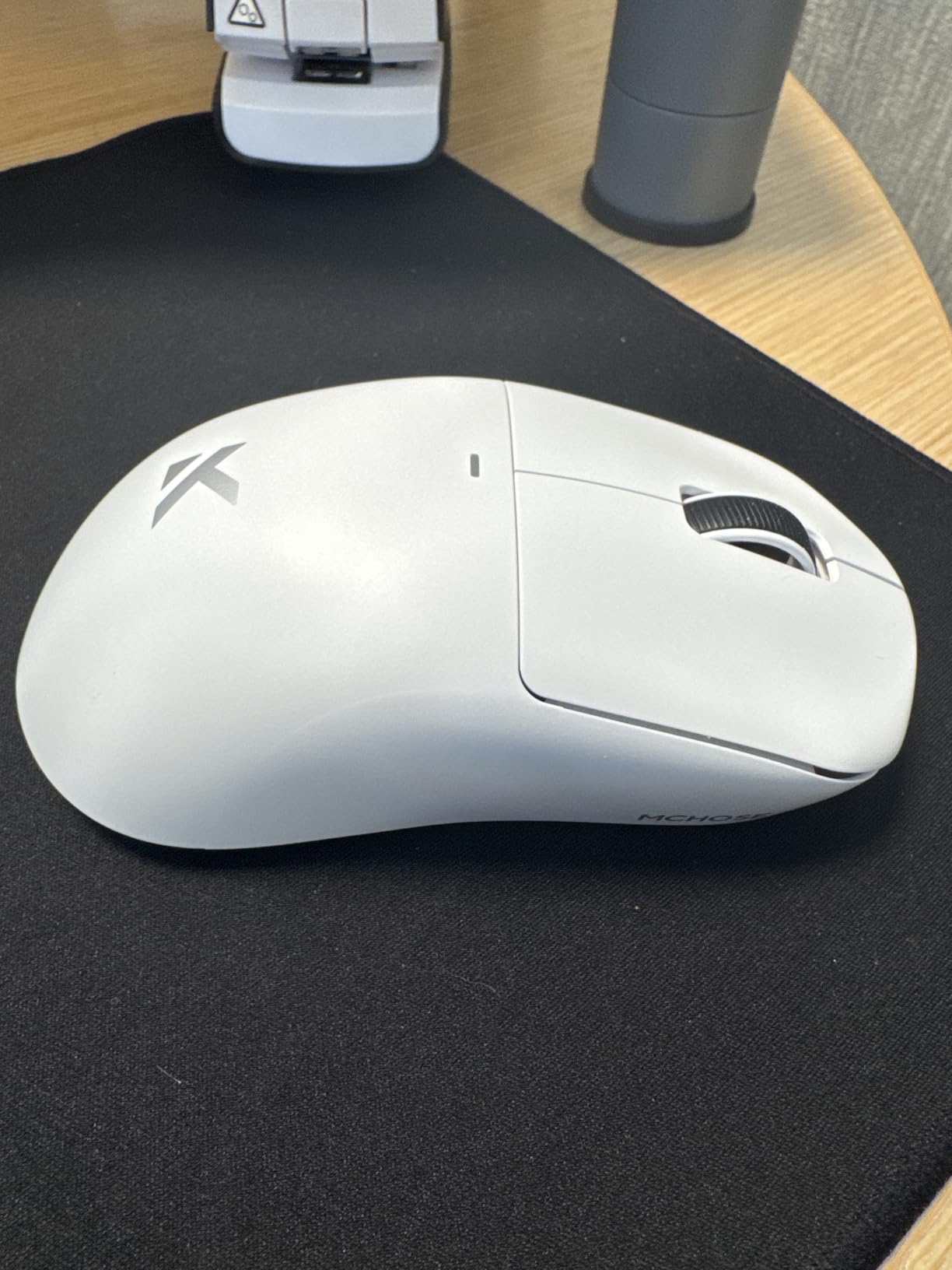 MCHOSE M7 Ultra Wireless Gaming Mouse, 8K Polling, 55g Lightweight Ergonomic Computer Mouse PAW3950 Optical Sensor 750 IPS 42000 DPI 6 Programmable Controls USB-C 3-Modes PC/Mac White Customer Review MCHOSE M7 Ultra Wireless Gaming Mouse, 8K Polling, 55g Lightweight Ergonomic Computer Mouse PAW3950 Optical Sensor 750 IPS 42000 DPI 6 Programmable Controls USB-C 3-Modes PC/Mac White - Customer Photo 2