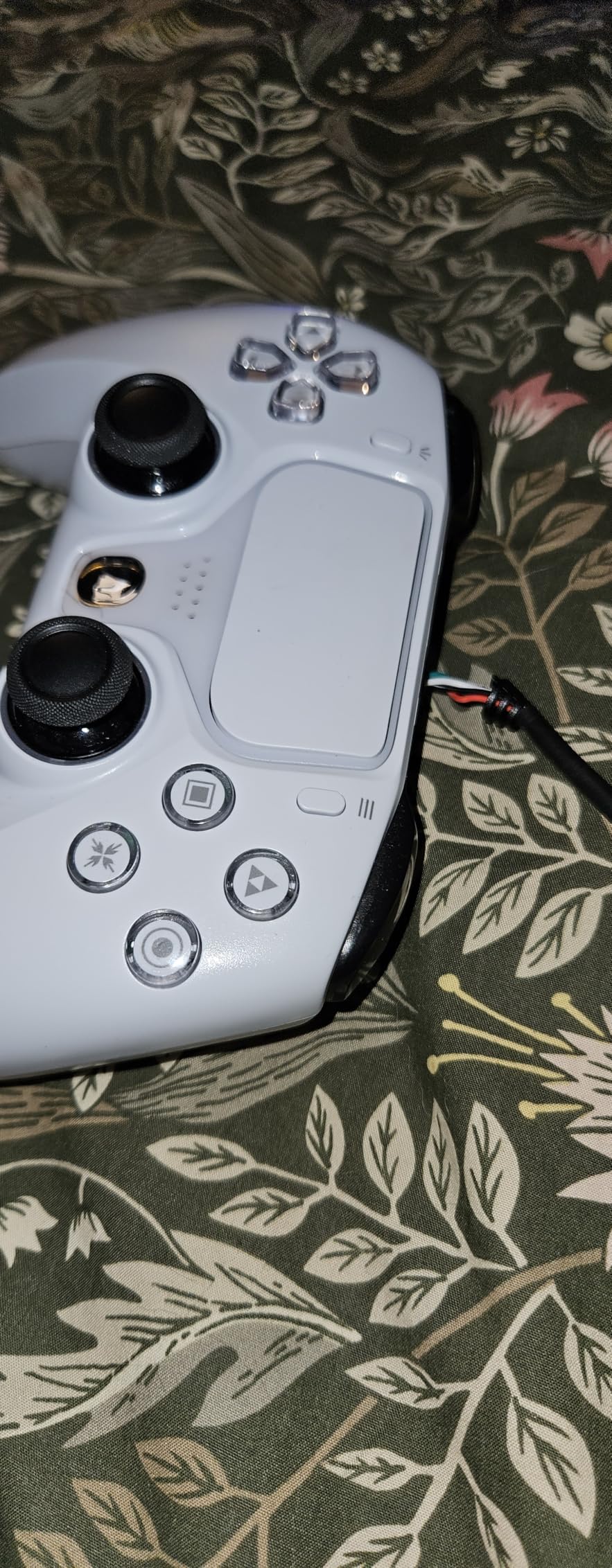 NBCP Wired PS5 Controller - Gaming Controller for PlayStation 5, PS4, PC/Steam, Turbo & Linear Hall-effect Trigger, Dual Vibration, 3.5mm Audio Jack - White - Customer Photo 5