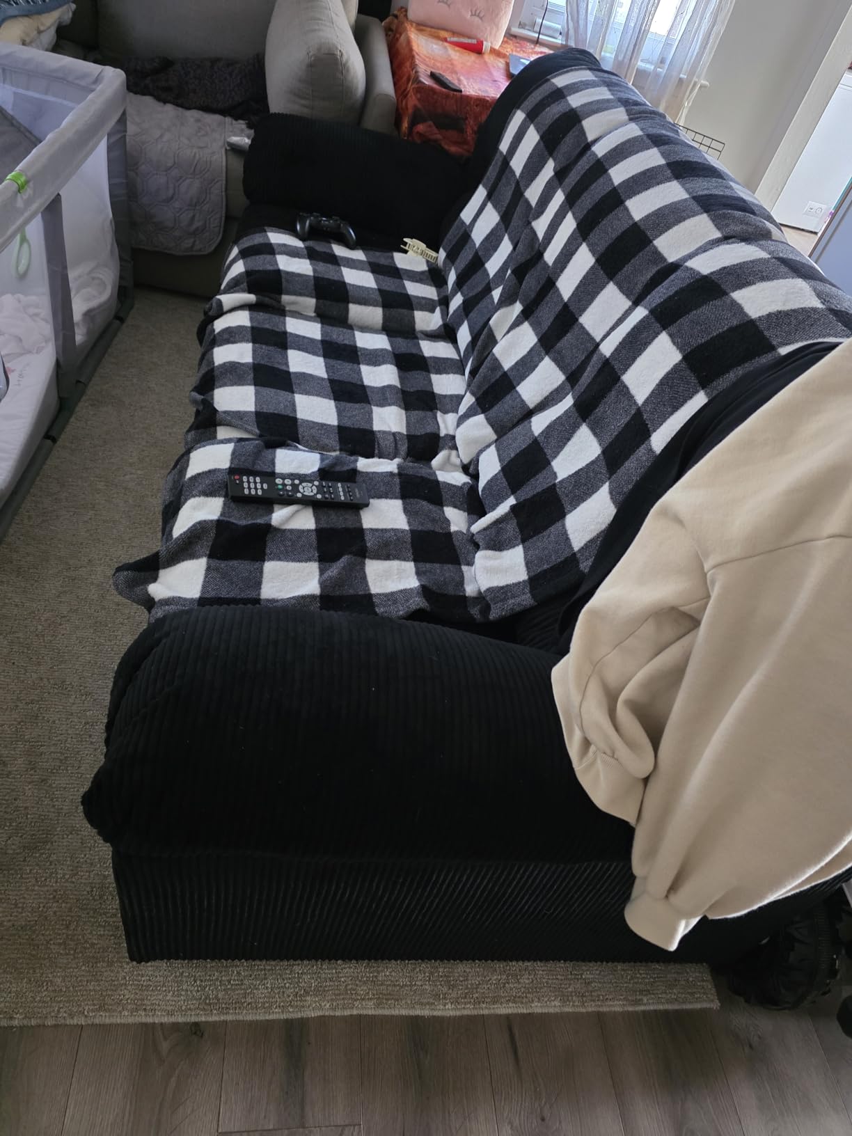 Signature Design by Ashley SimpleJoy Modern Sofa for Living Room, Black - Customer Photo 1