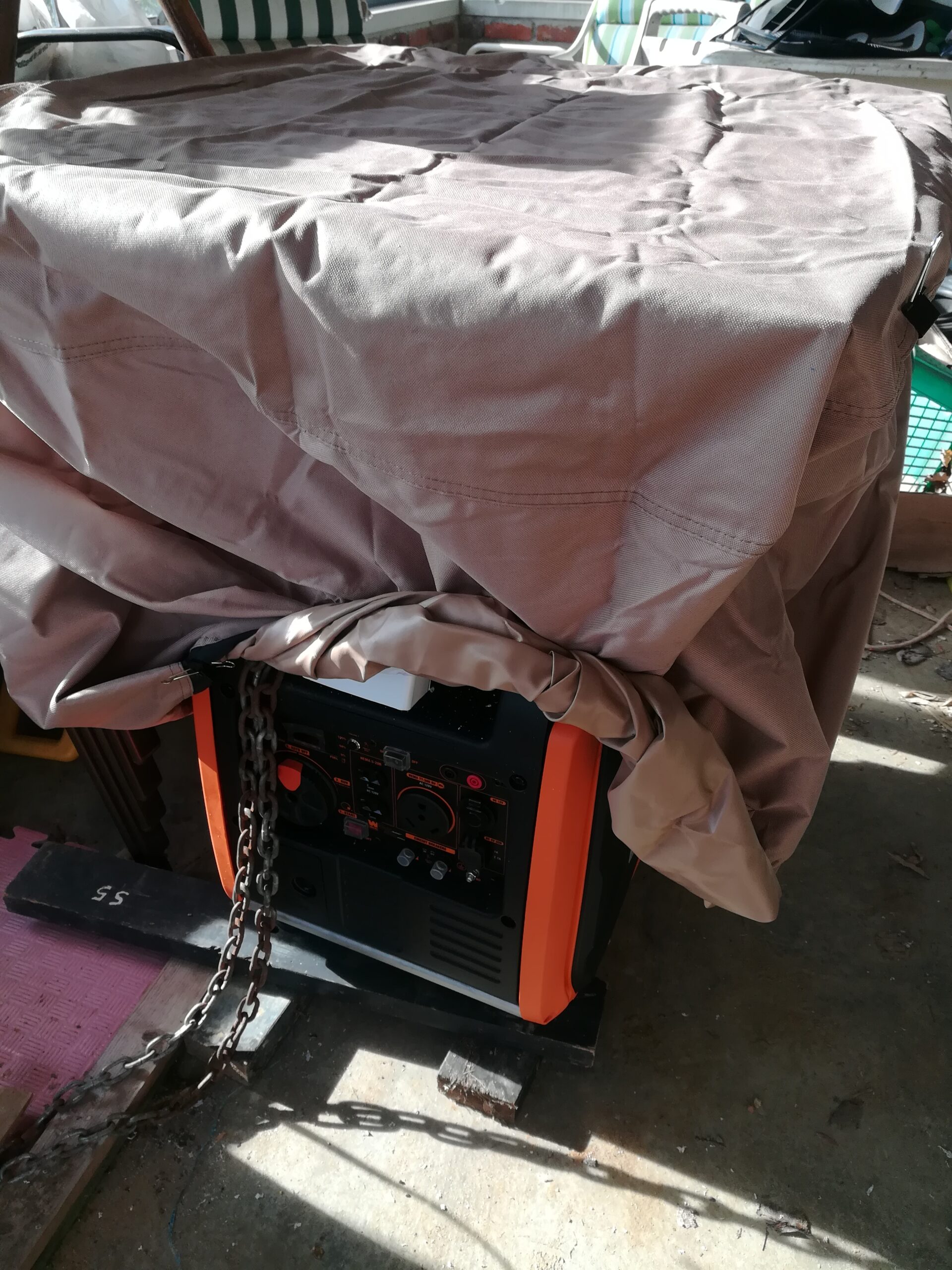 WEN Quiet 6800-Watt Dual Fuel RV-Ready Electric Start Portable Inverter Generator with Fuel Shut Off and CO Watchdog for Electric Vehicle Backup (DF680iX) - Customer Photo 4