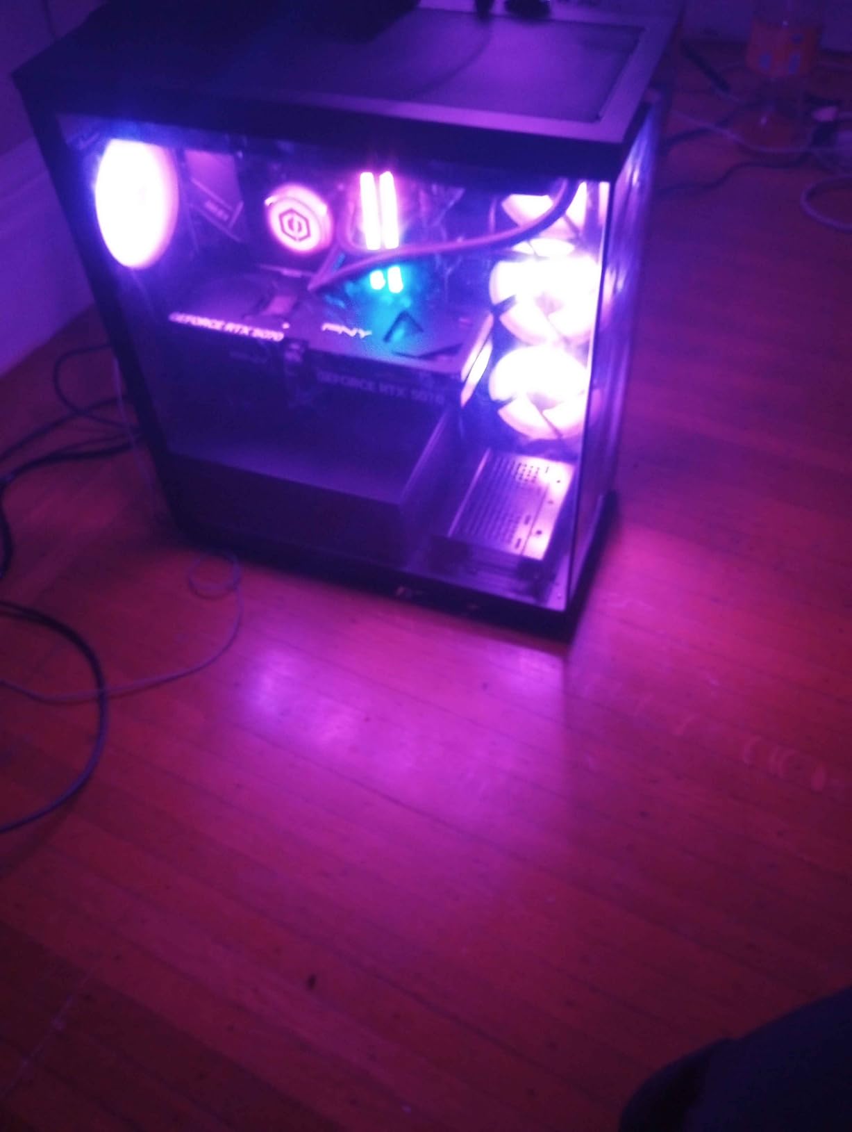 CyberPowerPC Gamer Xtreme VR Gaming PC, Intel Core i9-14900KF 3.2GHz, GeForce RTX 5070 12GB, 32GB DDR5, 2TB PCIe 4.0 SSD, WiFi Ready & Windows 11 Home (GXiVR8080A39) - Customer Photo 1