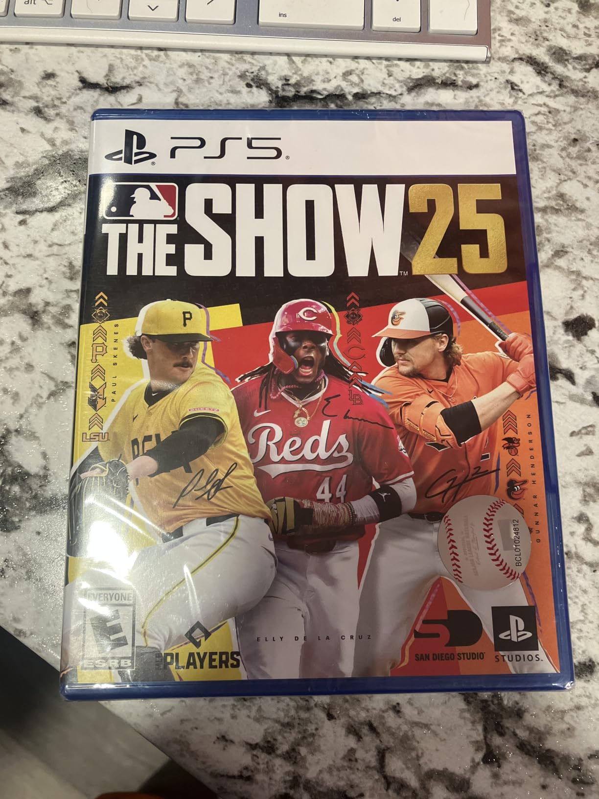 MLB The Show 25 - Xbox Series X - Customer Photo 1