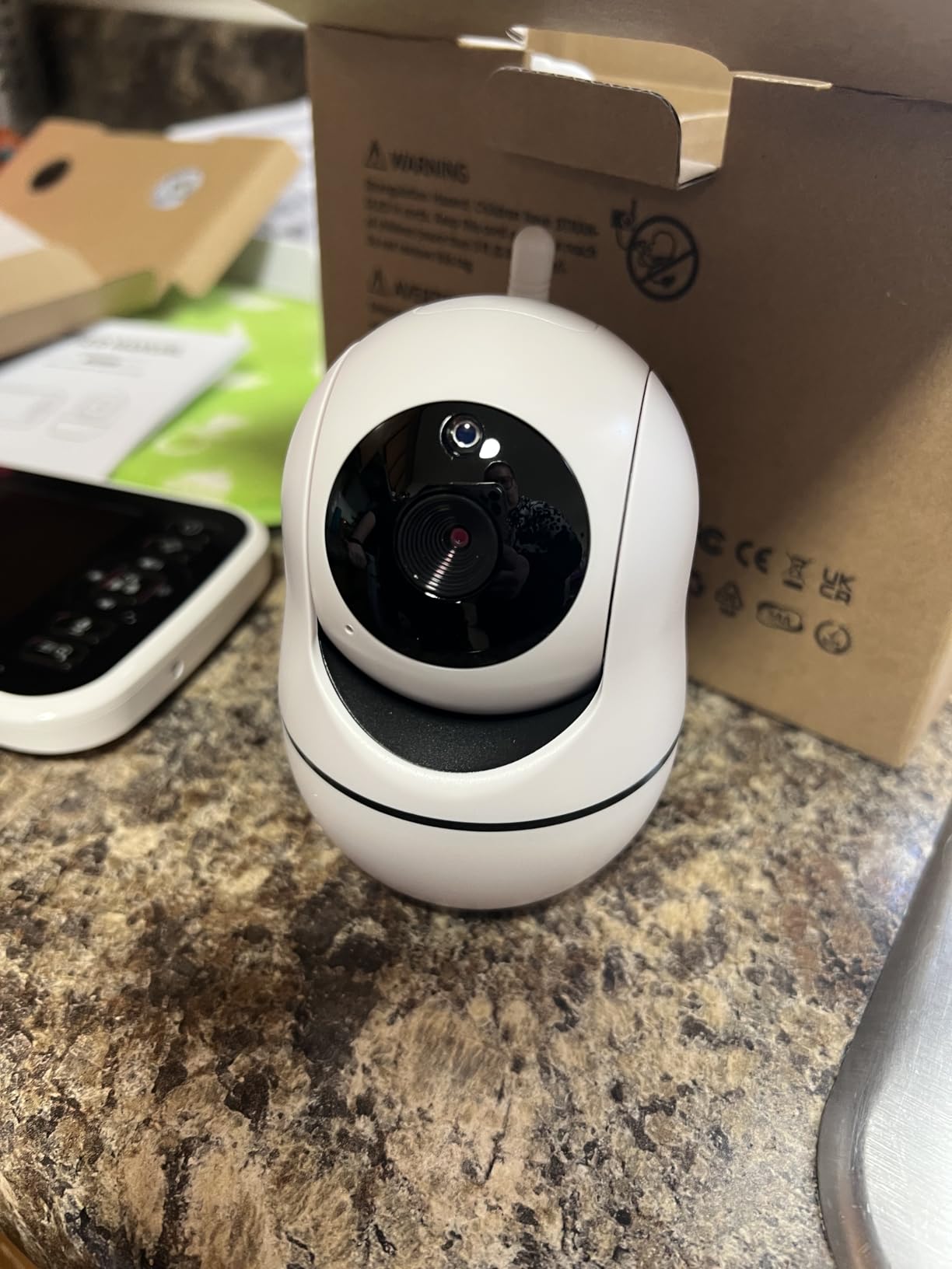 GoodBaby Baby Monitor with Camera and Audio - No WiFi, Remote Pan-Tilt-Zoom, Night Vision, Temperature Sensor, 2-Way Talk, 8 Lullabies, 30-Hour Battery Life,960ft Long Range Customer Review GoodBaby Baby Monitor with Camera and Audio - No WiFi, Remote Pan-Tilt-Zoom, Night Vision, Temperature Sensor, 2-Way Talk, 8 Lullabies, 30-Hour Battery Life,960ft Long Range - Customer Photo 2