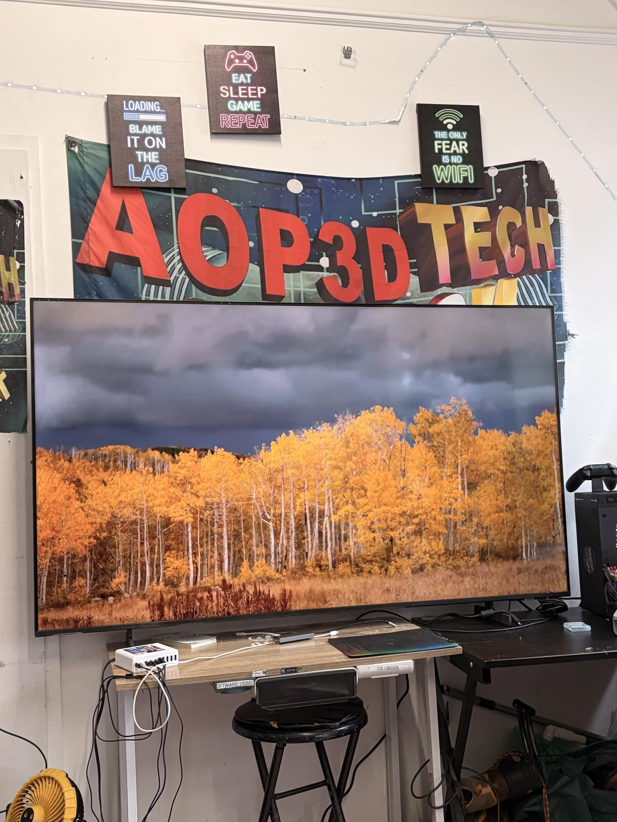 Samsung 50-Inch Class Crystal UHD U8000F 4K Smart TV (2025 Model) Endless Free Content, Crystal Processor 4K, MetalStream Design, Knox Security, Alexa Built-in Customer Review Samsung 50-Inch Class Crystal UHD U8000F 4K Smart TV (2025 Model) Endless Free Content, Crystal Processor 4K, MetalStream Design, Knox Security, Alexa Built-in - Customer Photo 1