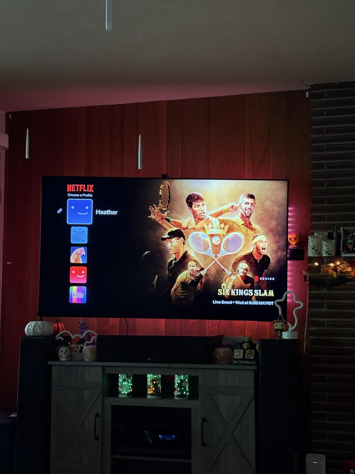 Samsung 55-Inch Class Neo QLED 4K QN90F Series, Vision AI, Mini LED Smart TV (2025 Model, 55QN90F) Neo Quantum HDR+, Object Tracking Sound+ w/Dolby Atmos, Glare Free, Gaming Hub, Alexa Built-in - Customer Photo 2