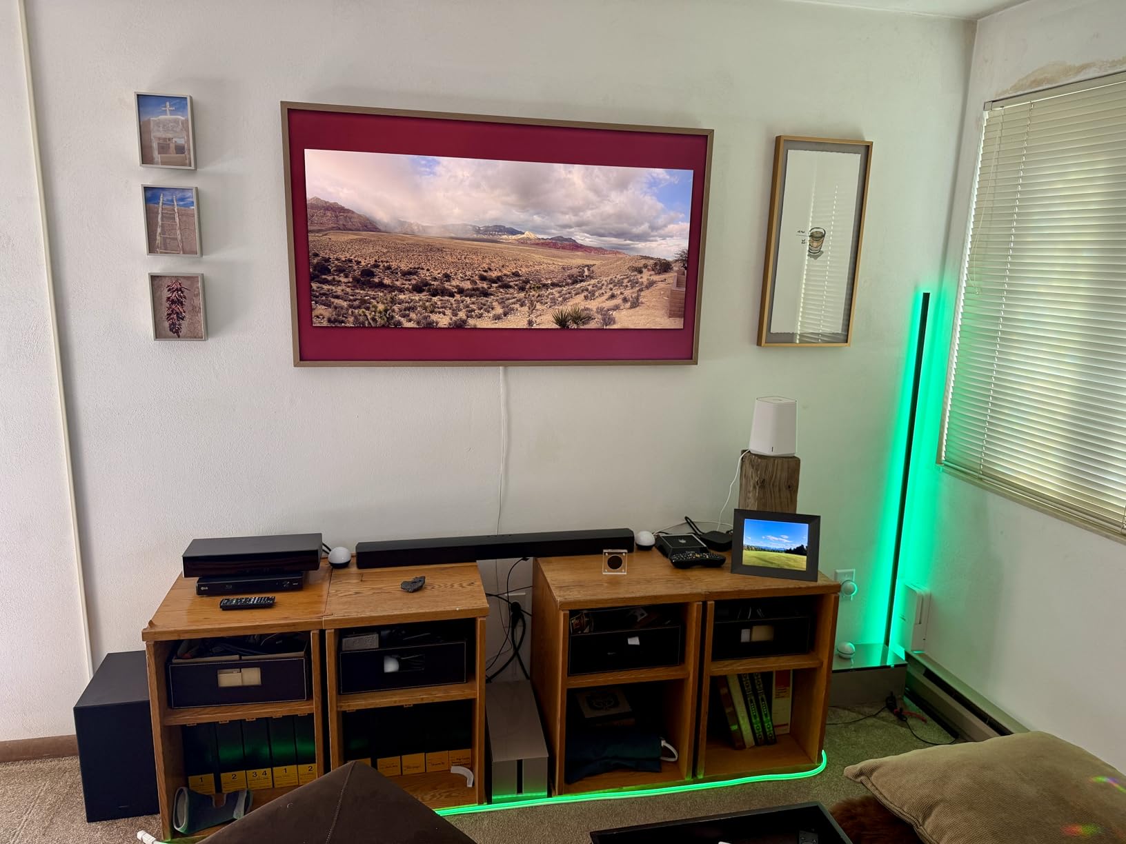 Samsung 65-Inch Class The Frame Pro LS03FW 4K Neo QLED Mini LED Smart TV (2025 Model) Slim Fit Wall Mount, Modern Frame Design, Wireless One Connect, NQ4 AI Gen3 Processor, Art Mode, Alexa Built-in - Customer Photo 2