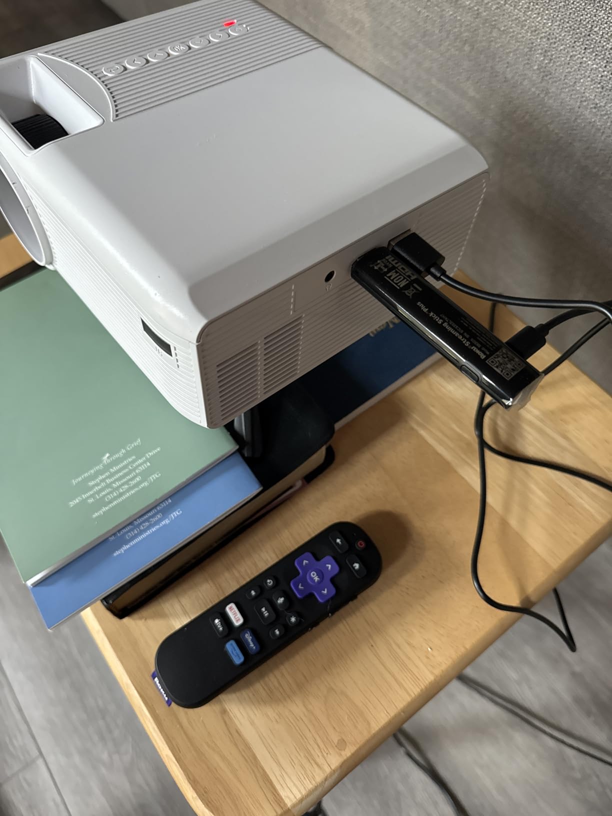 Streaming Stick Plus 2025 - 4K & HDR Roku Streaming Device for TV with Voice Remote - Free & Live TV - Customer Photo 1