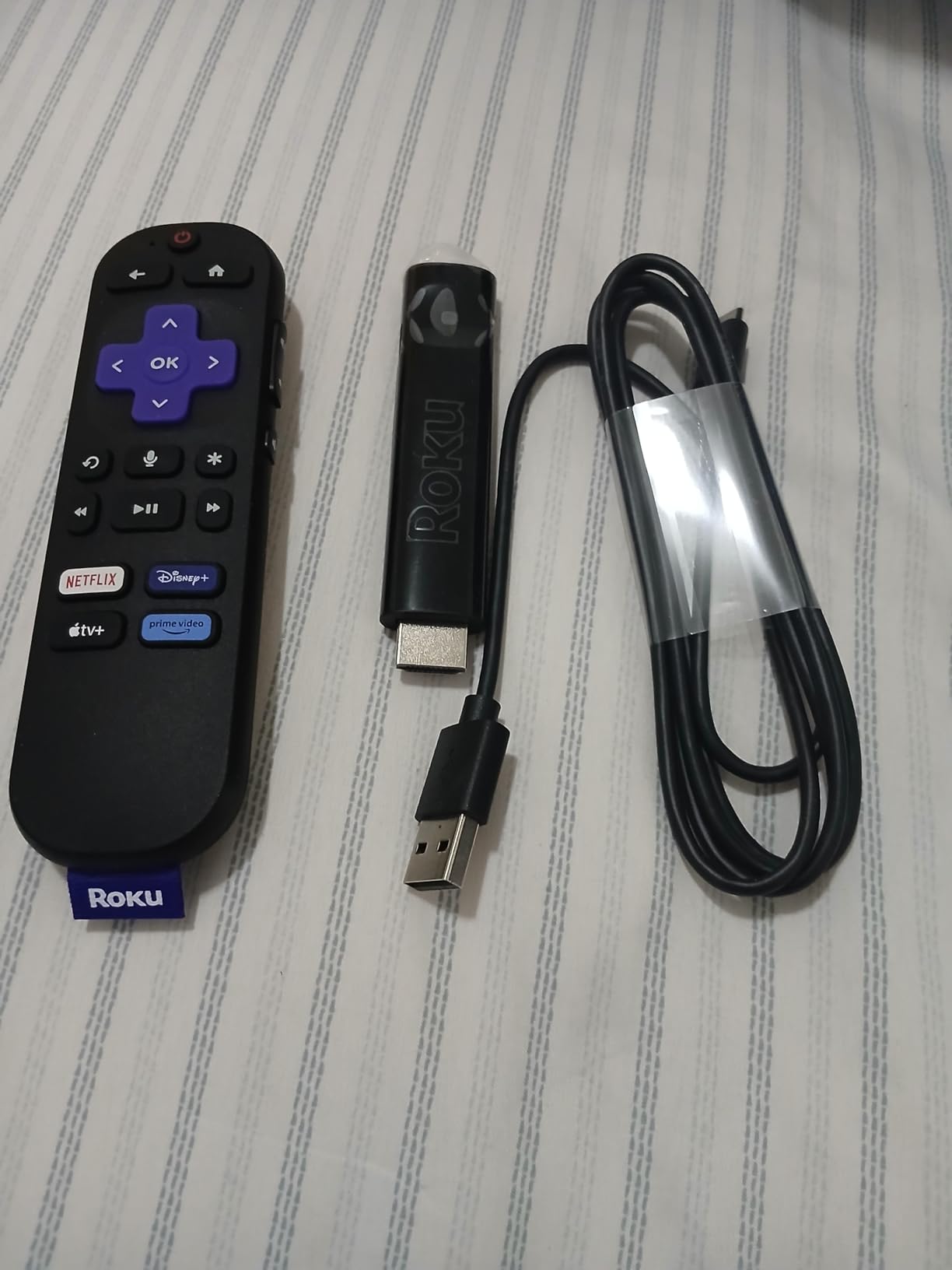Streaming Stick Plus 2025 - 4K & HDR Roku Streaming Device for TV with Voice Remote - Free & Live TV - Customer Photo 2