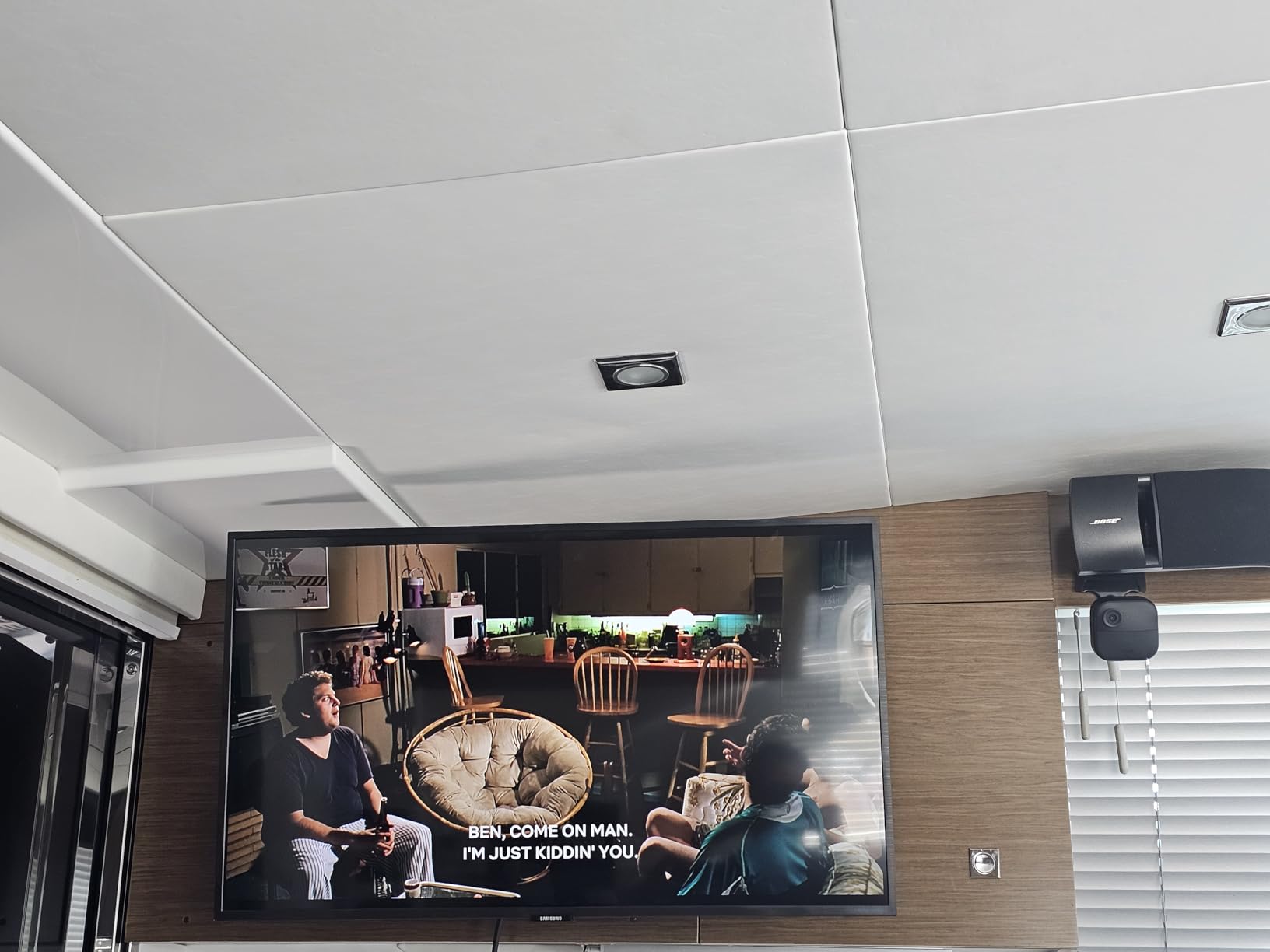 Samsung 43-Inch Class QLED Q8F 4K UHD Smart TV (2025 Model) Q4 AI Processor, 100% Color Volume with Quantum Dot, AirSlim Design, Endless Free Content, Samsung Vision AI, Alexa Built-in - Customer Photo 3