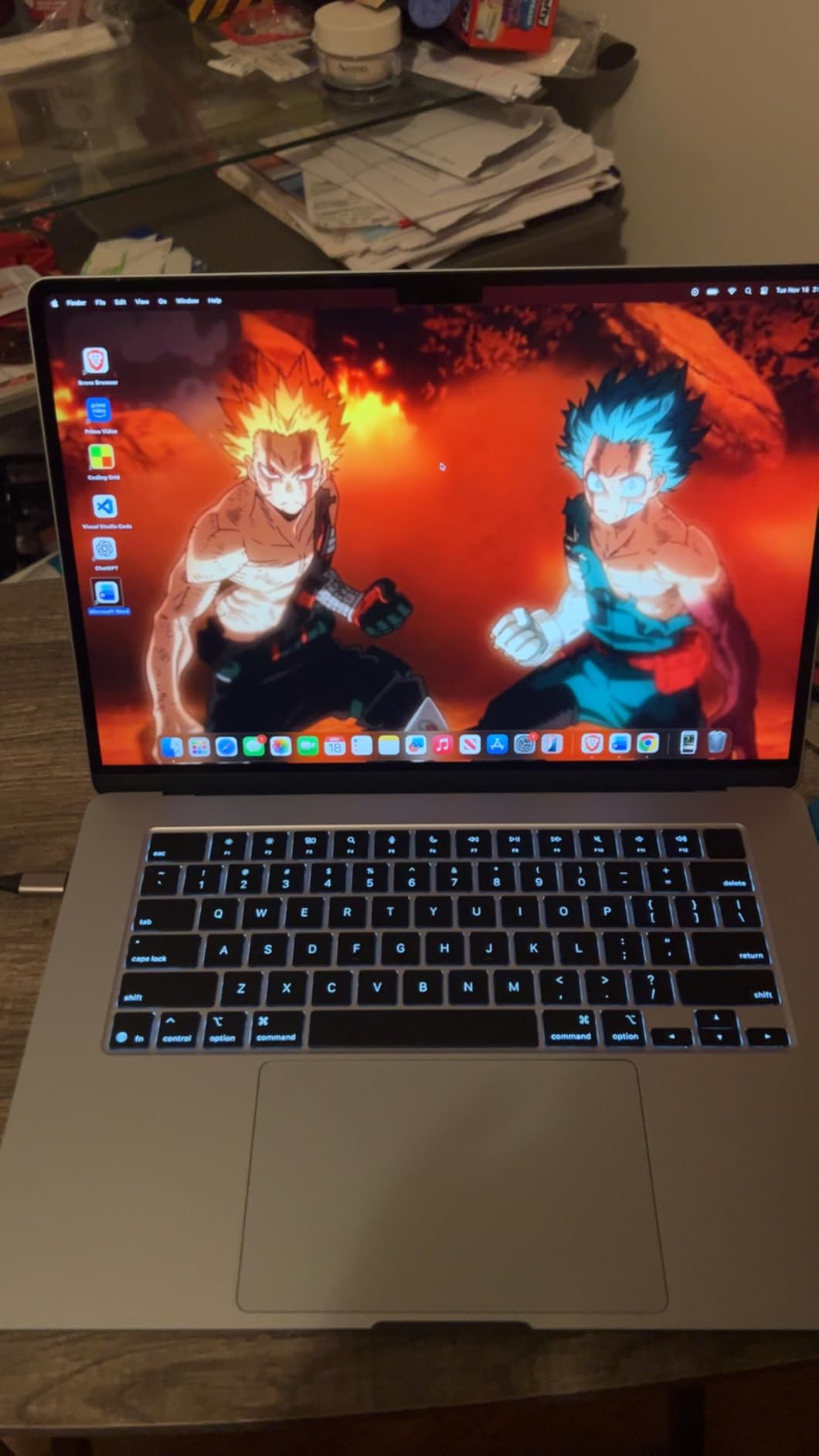 2025 MacBook Air 15-inch Laptop with M4 chip: Built for Apple Intelligence, 15.3-inch Liquid Retina Display, 16GB Unified Memory, 256GB SSD Storage, 12MP Center Stage Camera, Touch ID; Midnight - Customer Photo 1