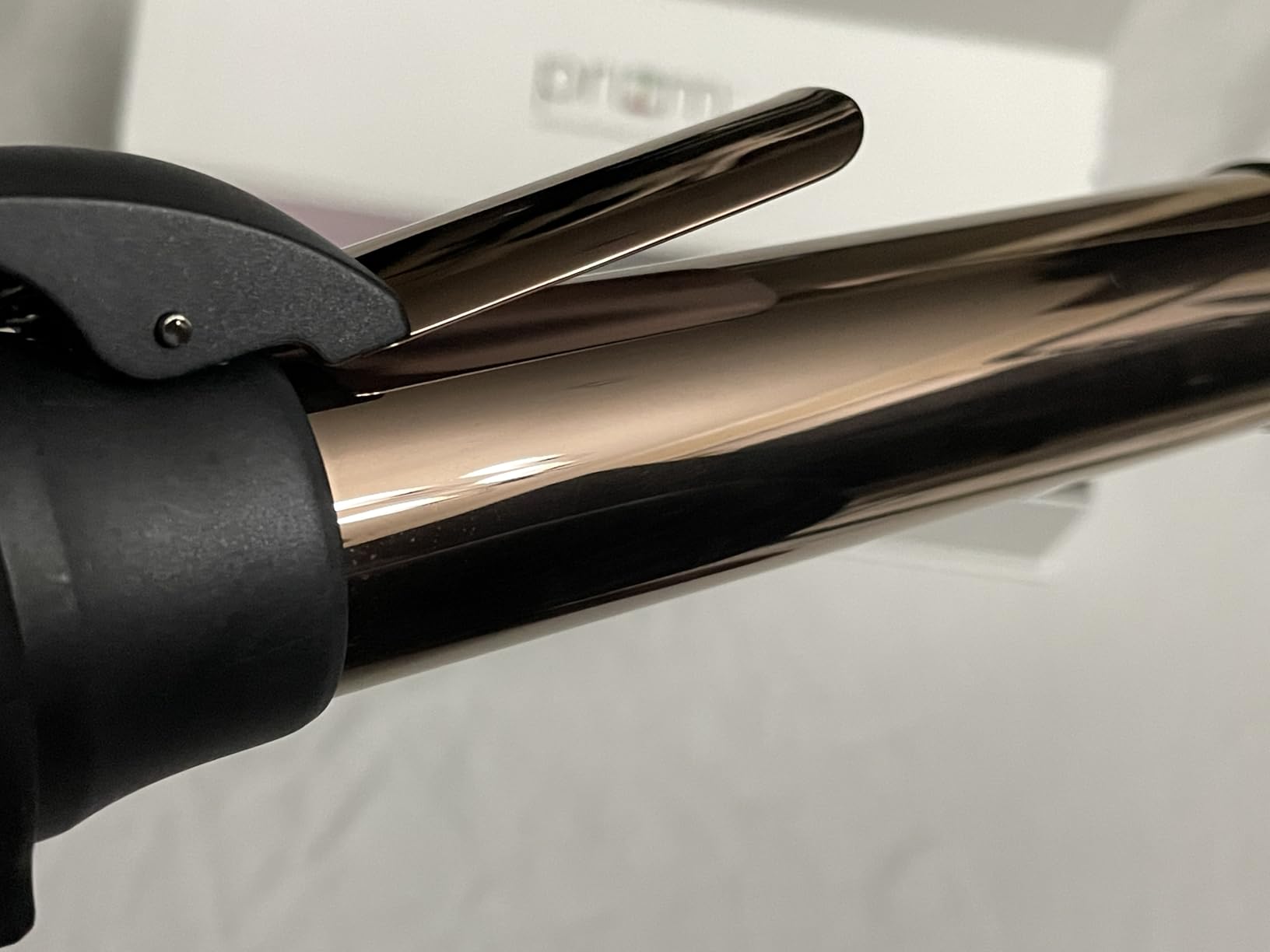 Prizm Nano Titanium Automatic Rotating Curling Iron Worldwide Dual Voltage Curling Wand 11 Temperature 1 Inch Hair Iron Effortless Curls Spinning Barrel LCD Display Negative Ions 360° Swivel Cord - Customer Photo 2