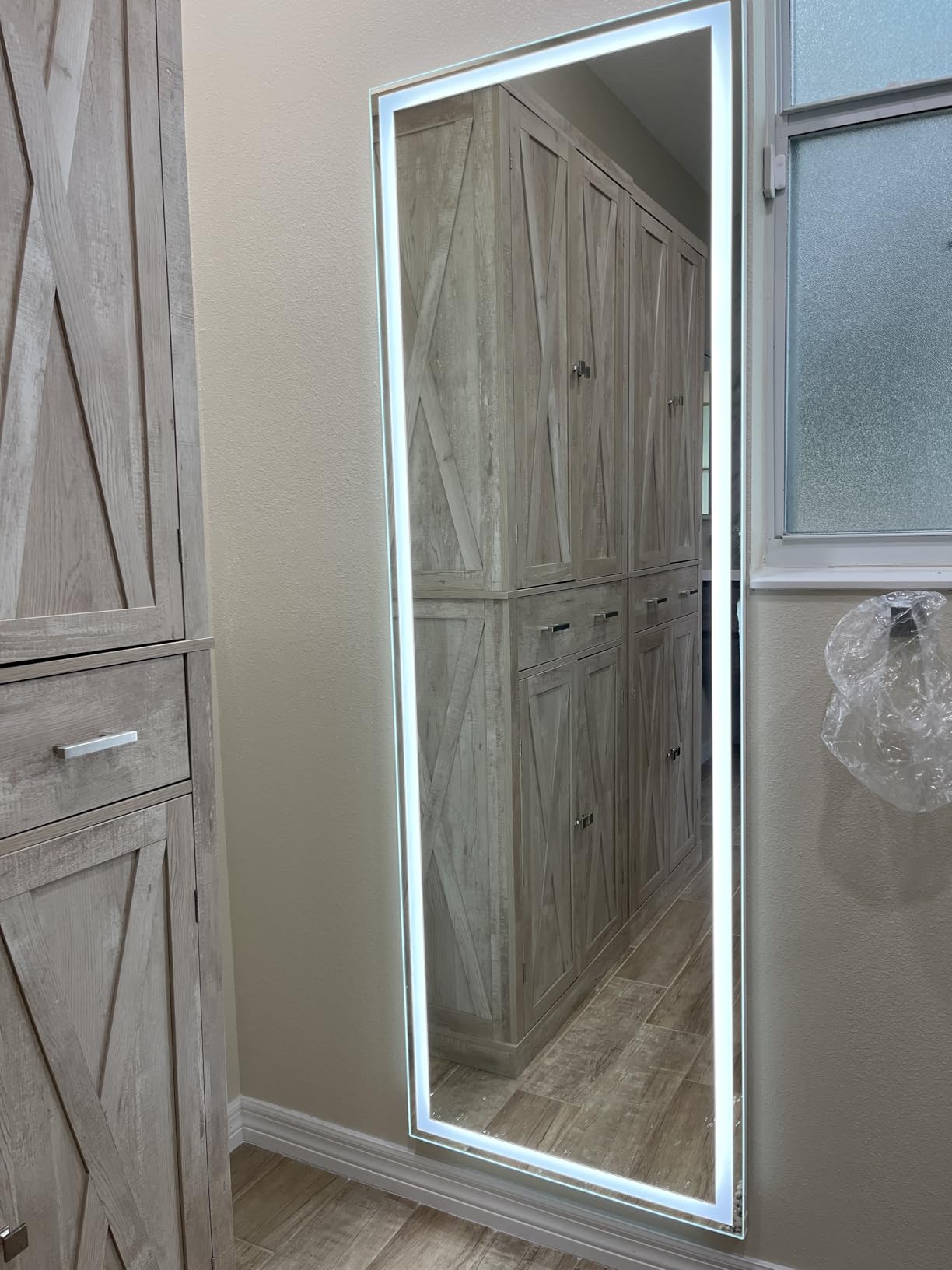 Full Length Mirror with Lights, 83