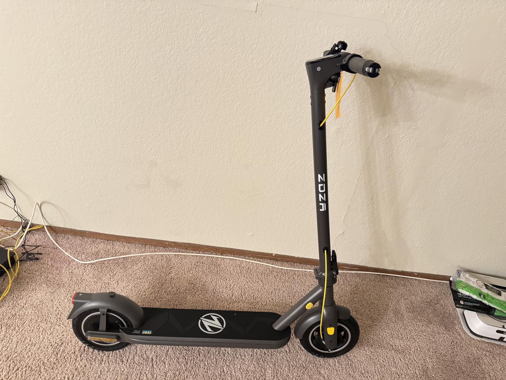 Electric Scooter, 500W Motor & 20MPH, 10
