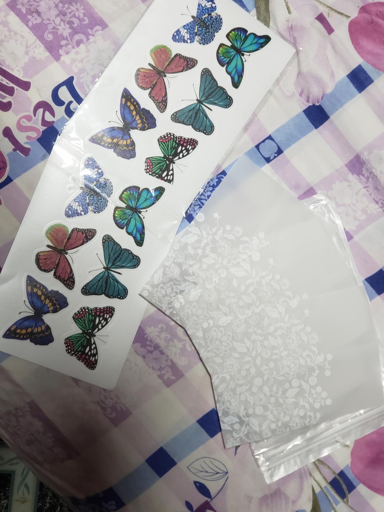 48 Pack Vellum Jackets for 5x7 Invitations, Translucent White Flower Wedding Invitations Paper for Wedding, Baby Shower, Birthday (with 48pcs Butterfly Stickers) - Customer Photo 1