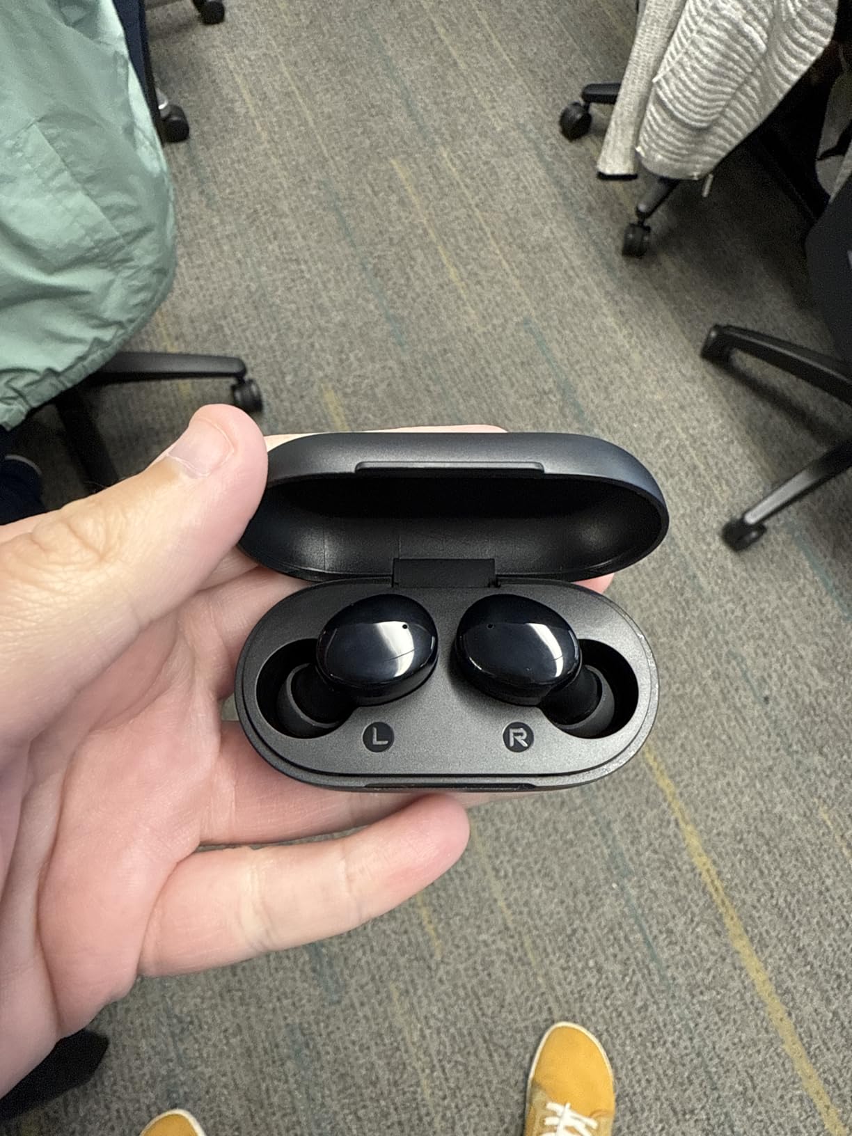 Lanteso True Wireless Bluetooth 5.3 Earbuds, 48H Playtime,Light Weight Headphones in Ear Buds Built in Mic Headset Premium Sound with Deep Bass,Clear Calls Earphones for Sports Workout Black - Customer Photo 1