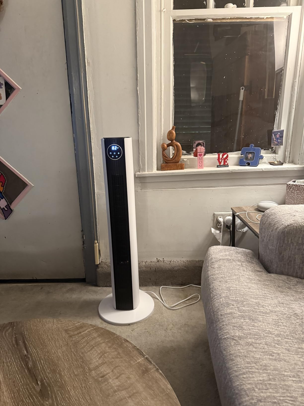 Antarctic Star Tower Fan Portable Floor Fans 85°Oscillating Fan Quiet Cooling 12H Timer Remote Control Standing Bladeless Electric 3 Wind Speeds 4 Modes Bedroom Office,36 inch, Black+White Customer Review Antarctic Star Tower Fan Portable Floor Fans 85°Oscillating Fan Quiet Cooling 12H Timer Remote Control Standing Bladeless Electric 3 Wind Speeds 4 Modes Bedroom Office,36 inch, Black+White - Customer Photo 1