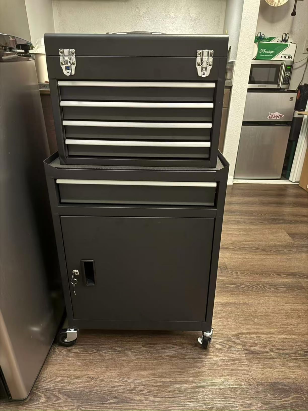 5-Drawer Tool Box with Wheels, Rolling Tool Storage Cabinet with Detachable Top Tool Chest and Locking Mechanism, Metal Tool Cart for Garage Workshop and Room Use (Black) Customer Review 5-Drawer Tool Box with Wheels, Rolling Tool Storage Cabinet with Detachable Top Tool Chest and Locking Mechanism, Metal Tool Cart for Garage Workshop and Room Use (Black) - Customer Photo 2