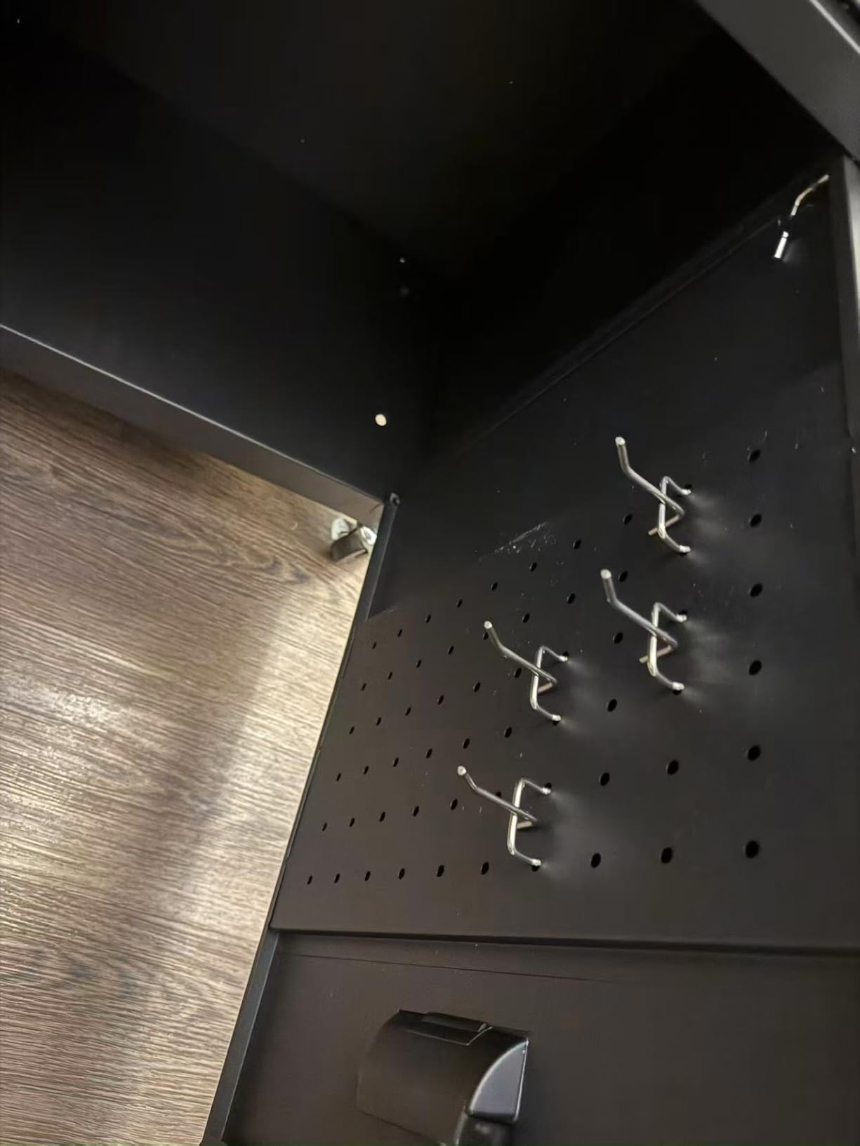 5-Drawer Tool Box with Wheels, Rolling Tool Storage Cabinet with Detachable Top Tool Chest and Locking Mechanism, Metal Tool Cart for Garage Workshop and Room Use (Black) Customer Review 5-Drawer Tool Box with Wheels, Rolling Tool Storage Cabinet with Detachable Top Tool Chest and Locking Mechanism, Metal Tool Cart for Garage Workshop and Room Use (Black) - Customer Photo 3