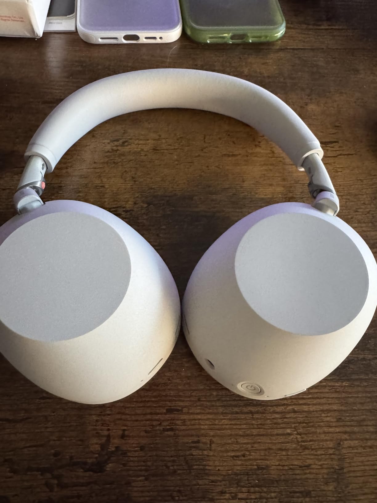 Sony WH-1000XM6 The Best Noise Canceling Wireless Headphones, HD NC Processor QN3, 12 Microphones, Adaptive NC Optimizer, Mastered by Engineers, Studio-Quality, 30-Hour Battery, Black - Customer Photo 1