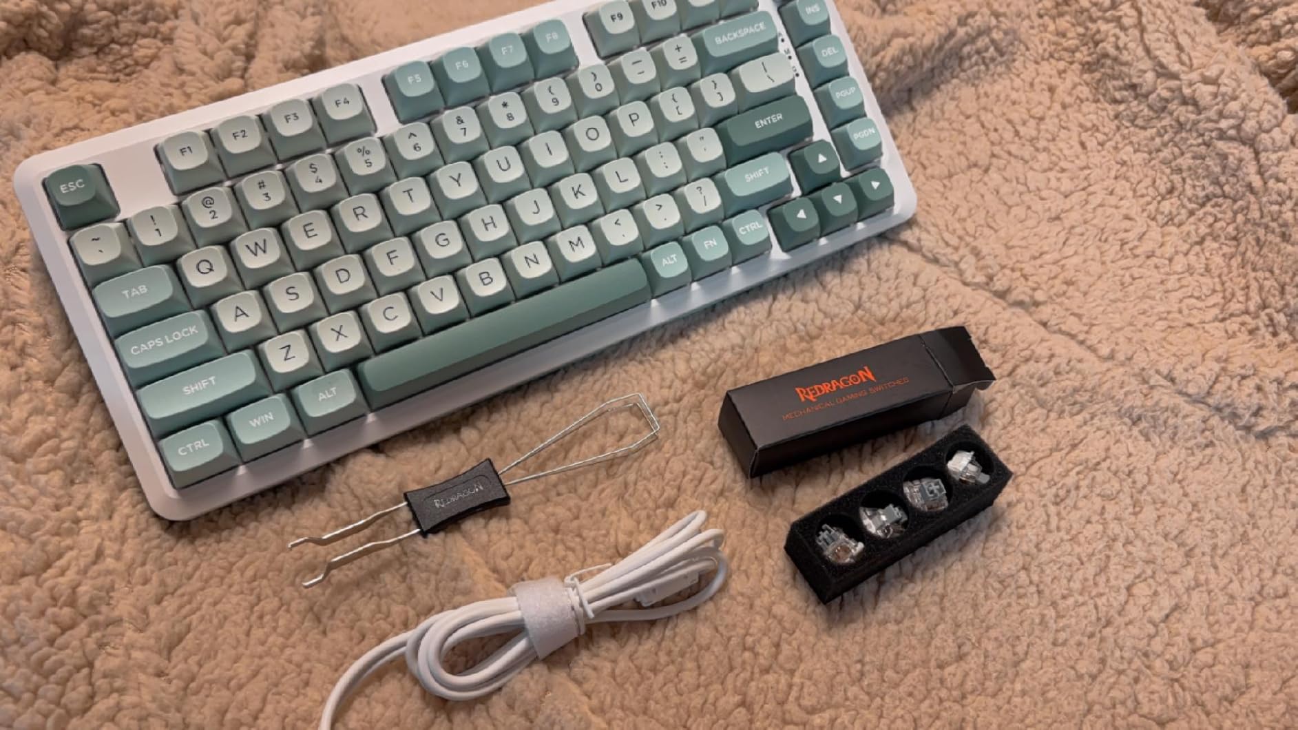 Redragon K713 Wireless Mechanical Keyboard, Gasket Mounted RGB Gaming Keyboard, 3-Mode (2.4G/BT/USB), Pre-Lubed Linear Red Switches, 75％ Layout, 82 Keys Hot Swappable for PC/Mac - Black - Customer Photo 3