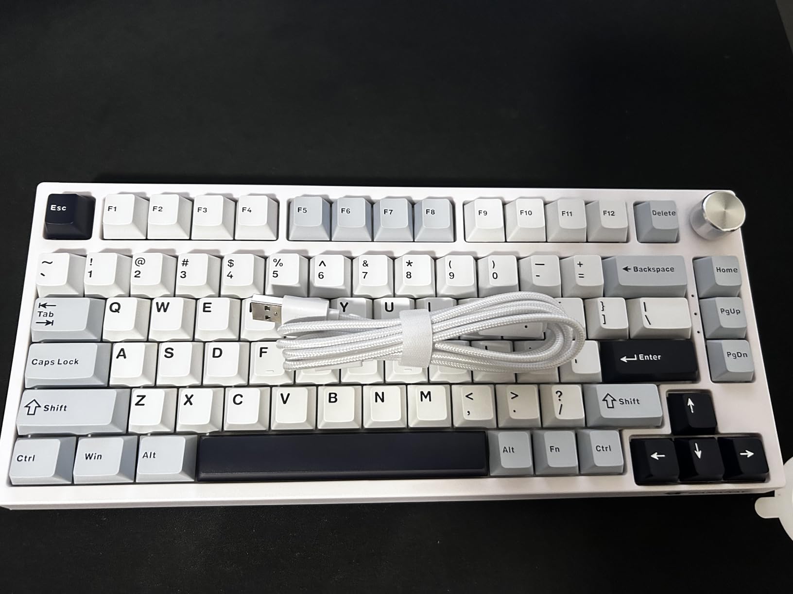 GK GAMAKAY TK75 HE Rapid Trigger Wireless Gaming Keyboard Hall Effect Hot-swap Magnetic Switch, Snap Tap, 81 Keys Bluetooth/2.4GHz/Wired 75% RGB Esports Gaming Keyboard (Magnetic Phoenix Switch) - Customer Photo 2