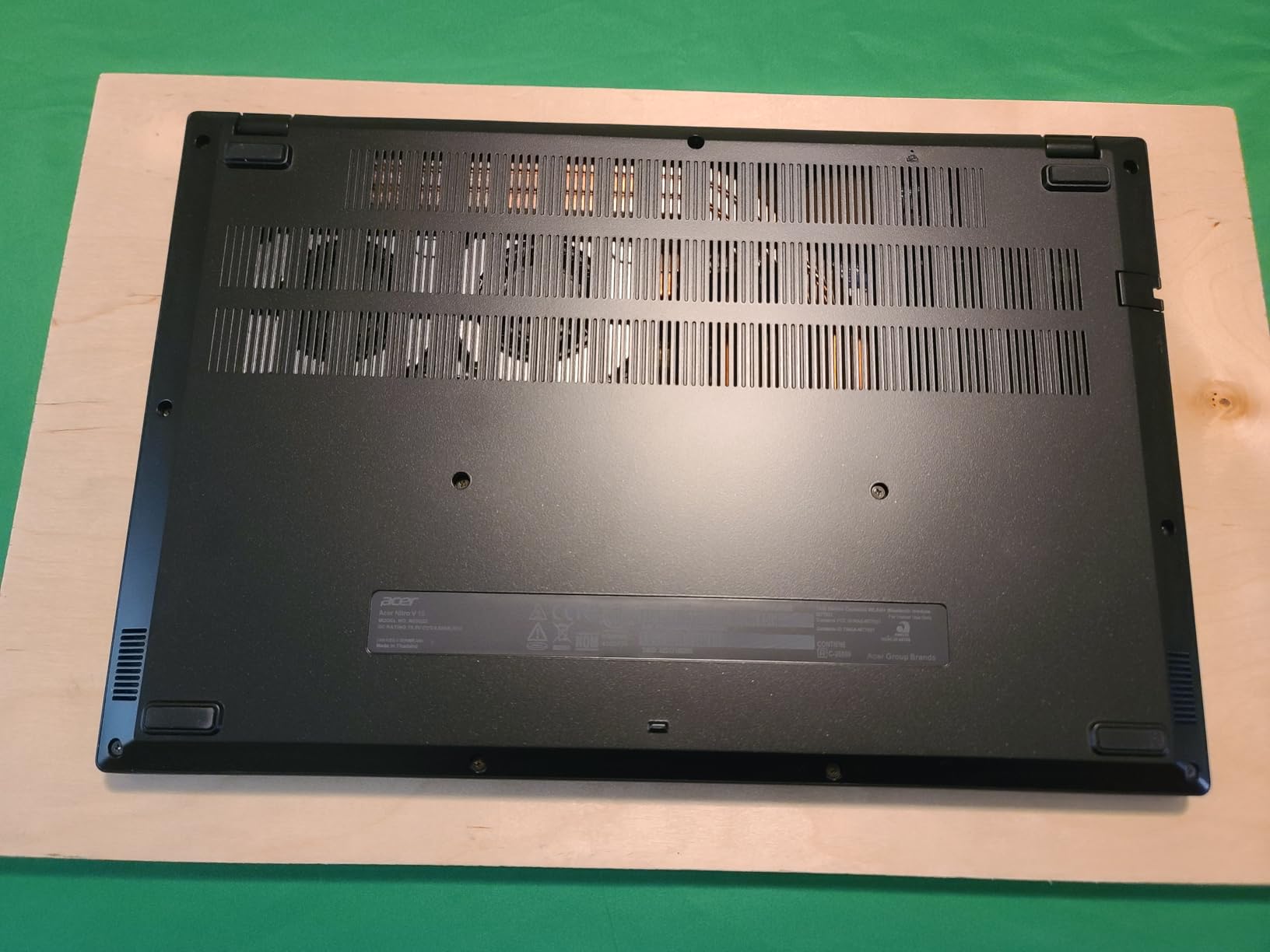 Acer Nitro V Gaming Laptop | Intel Core i7-13620H Processor | NVIDIA GeForce RTX 4050 Laptop GPU | 15.6