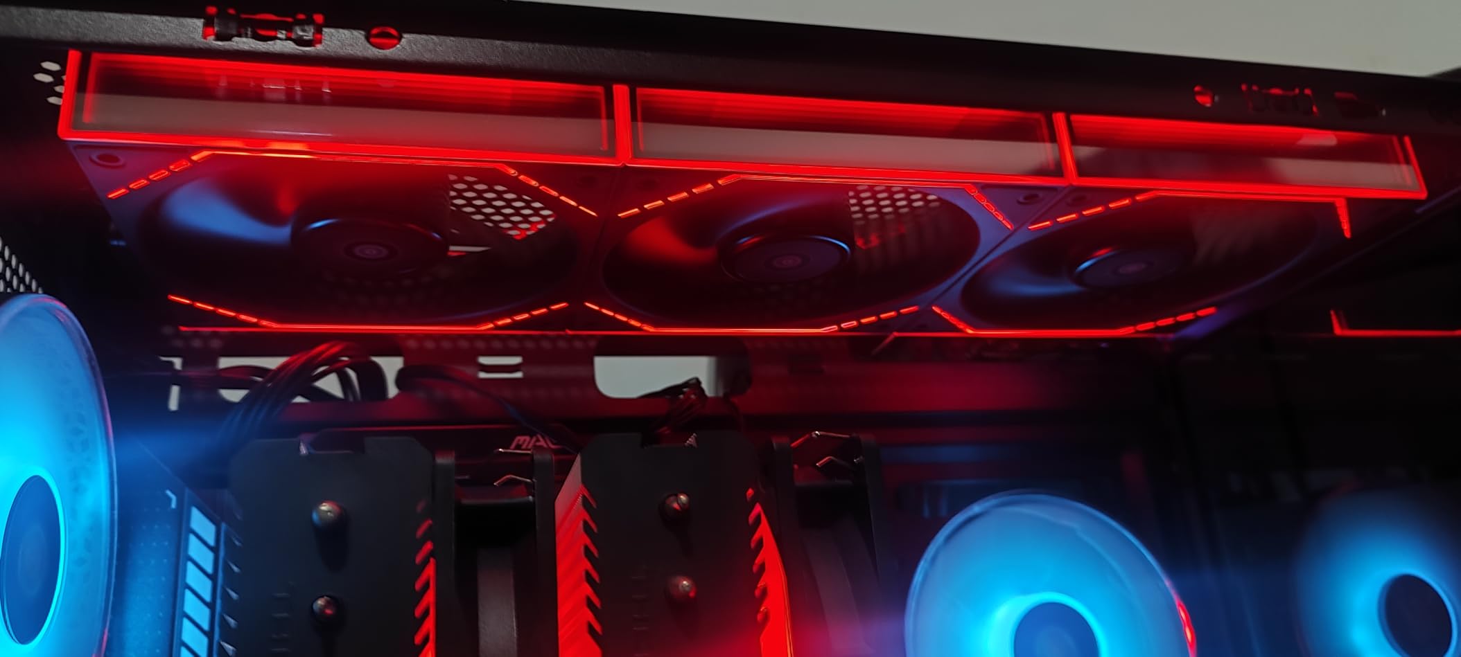 Thermalright TL-M12Q X3 120mm PC Case Cooling Fans, Daisy-Chain | 2000RPM | High Airflow | ARGB | Dual Infinity Mirrors Lighting for Gaming Build(3-Pack) - Customer Photo 3