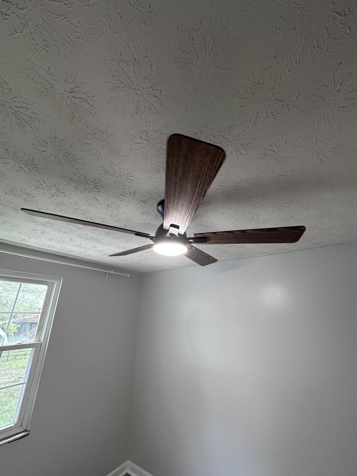 Ceiling Fans with Lights, 52 Inch Low Profile Ceiling Fan with Light and Remote Control, Flush Mount, Reversible, 3CCT, Dimmable LED, Quiet, Black Ceiling Fan for Bedroom, Living Room - Customer Photo 2