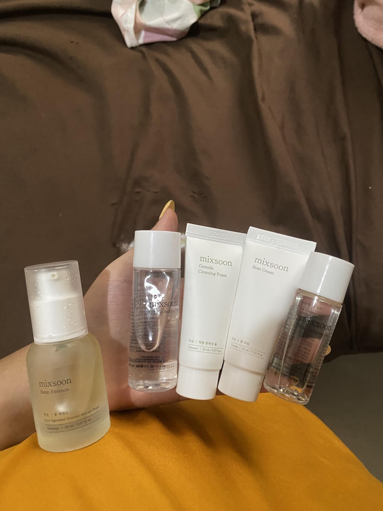 mixsoon Pure Glow Essentials Set-5-Step Skincare Kit - Hydrating Skincare Gift Set, Cleansing Oil, Foam, Toner, Essence, Cream (15ml*1+20ml*3+30ml*1) 105ml / 3.55 Fl. Oz. Korean Glass Skin Care Customer Review mixsoon Pure Glow Essentials Set-5-Step Skincare Kit - Hydrating Skincare Gift Set, Cleansing Oil, Foam, Toner, Essence, Cream (15ml*1+20ml*3+30ml*1) 105ml / 3.55 Fl. Oz. Korean Glass Skin Care - Customer Photo 5