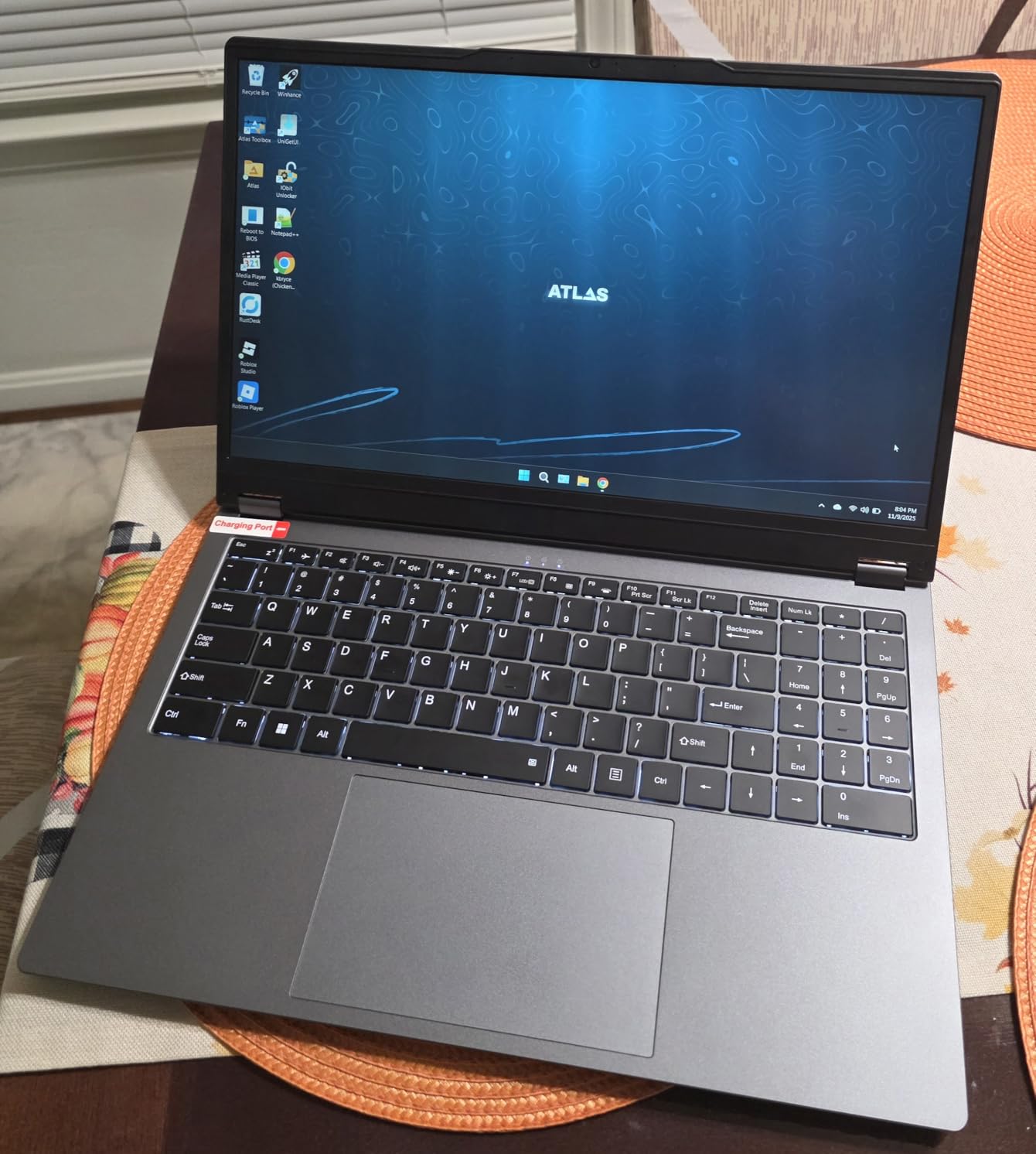 2 in 1 Laptop Computer, 15.6 Inch Convertible Laptop, 16GB DDR4 RAM 512GB SSD Touchscreen Laptop, AMD Ryzen R3 3200U, AMD Radeon, FHD 1920x1080, 360° Rotating Touch Screen, WiFi 5, Backlit Keyboard - Customer Photo 1