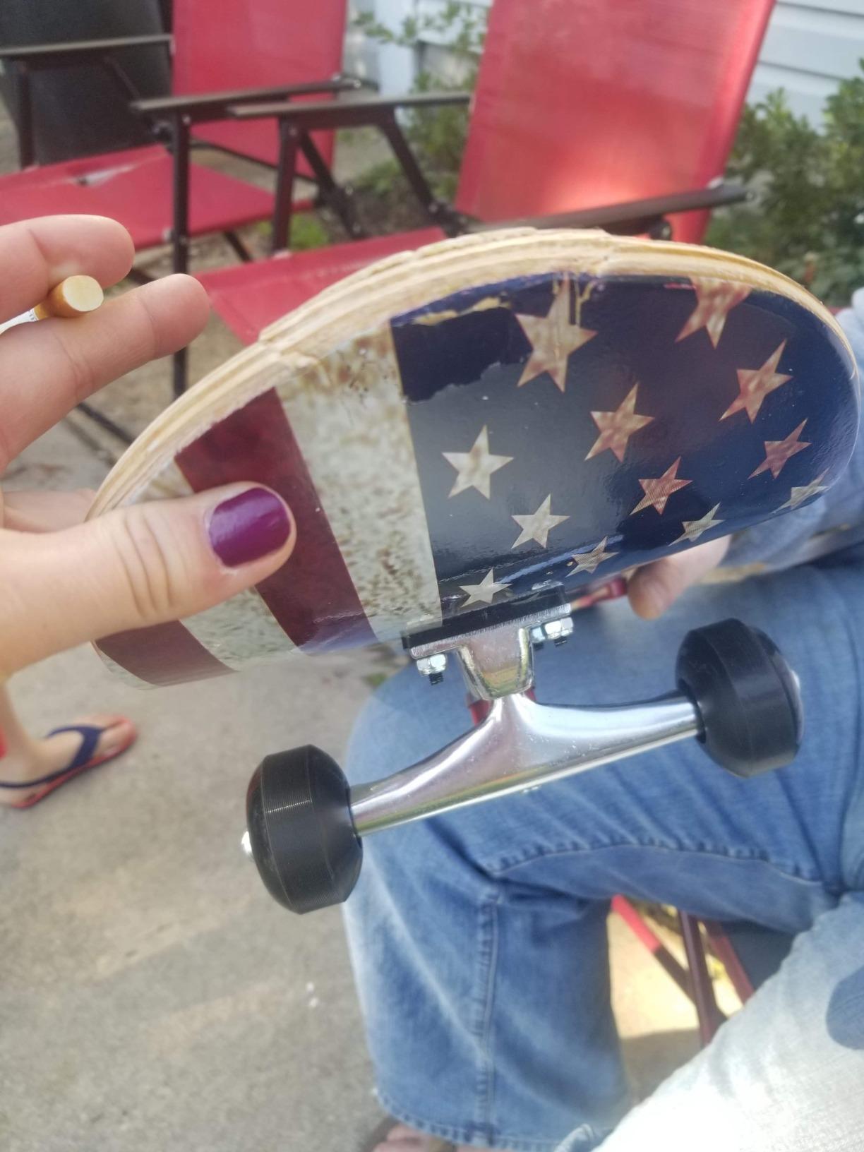 Nattork 31 Inch Complete Skateboard, Standard Skateboards for Beginners, Wood 9 Layer Canadian Maple Trick Skate Boards for Boys Girls Youth Teens Adults - Customer Photo 2