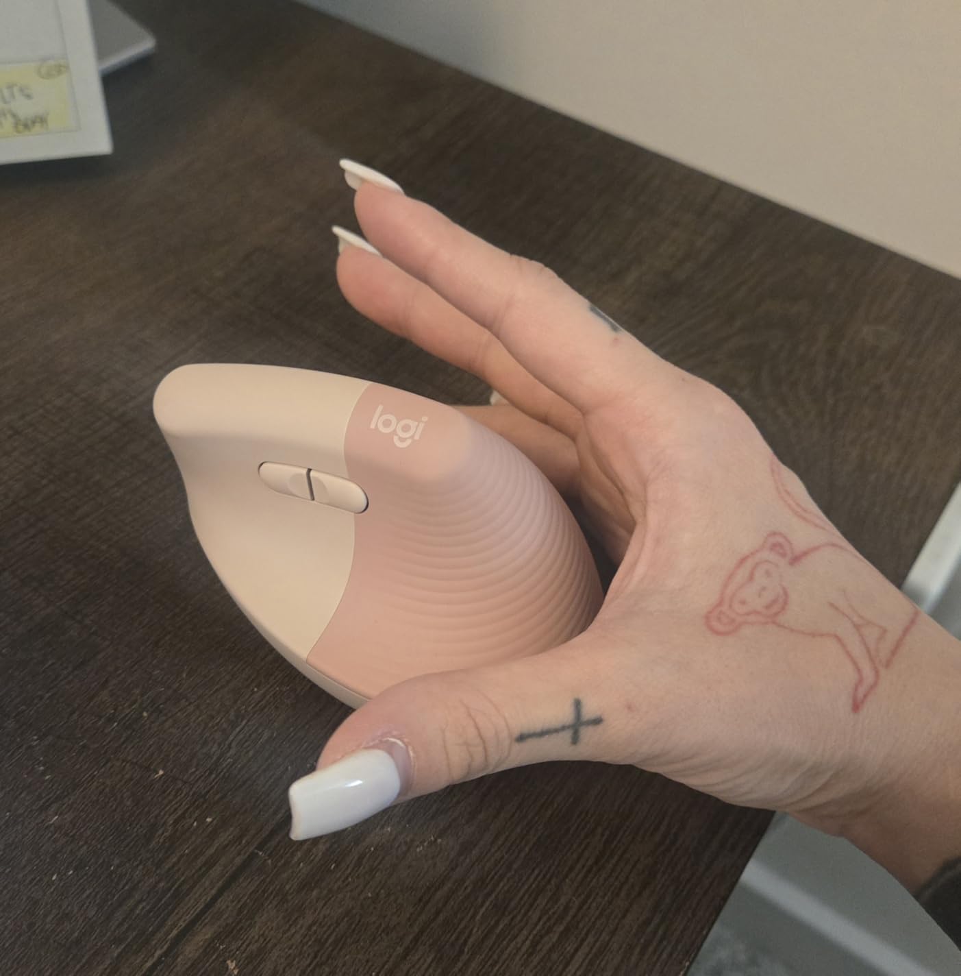 Logitech Wave Keys & Lift Vertical Mouse - Ergonomic Wireless Keyboard and Mouse Combo - with Cushioned Palm Rest, Easy-Switch, Bluetooth, for Multi-OS, Windows/Mac - Graphite Customer Review Logitech Wave Keys & Lift Vertical Mouse - Ergonomic Wireless Keyboard and Mouse Combo - with Cushioned Palm Rest, Easy-Switch, Bluetooth, for Multi-OS, Windows/Mac - Graphite - Customer Photo 1