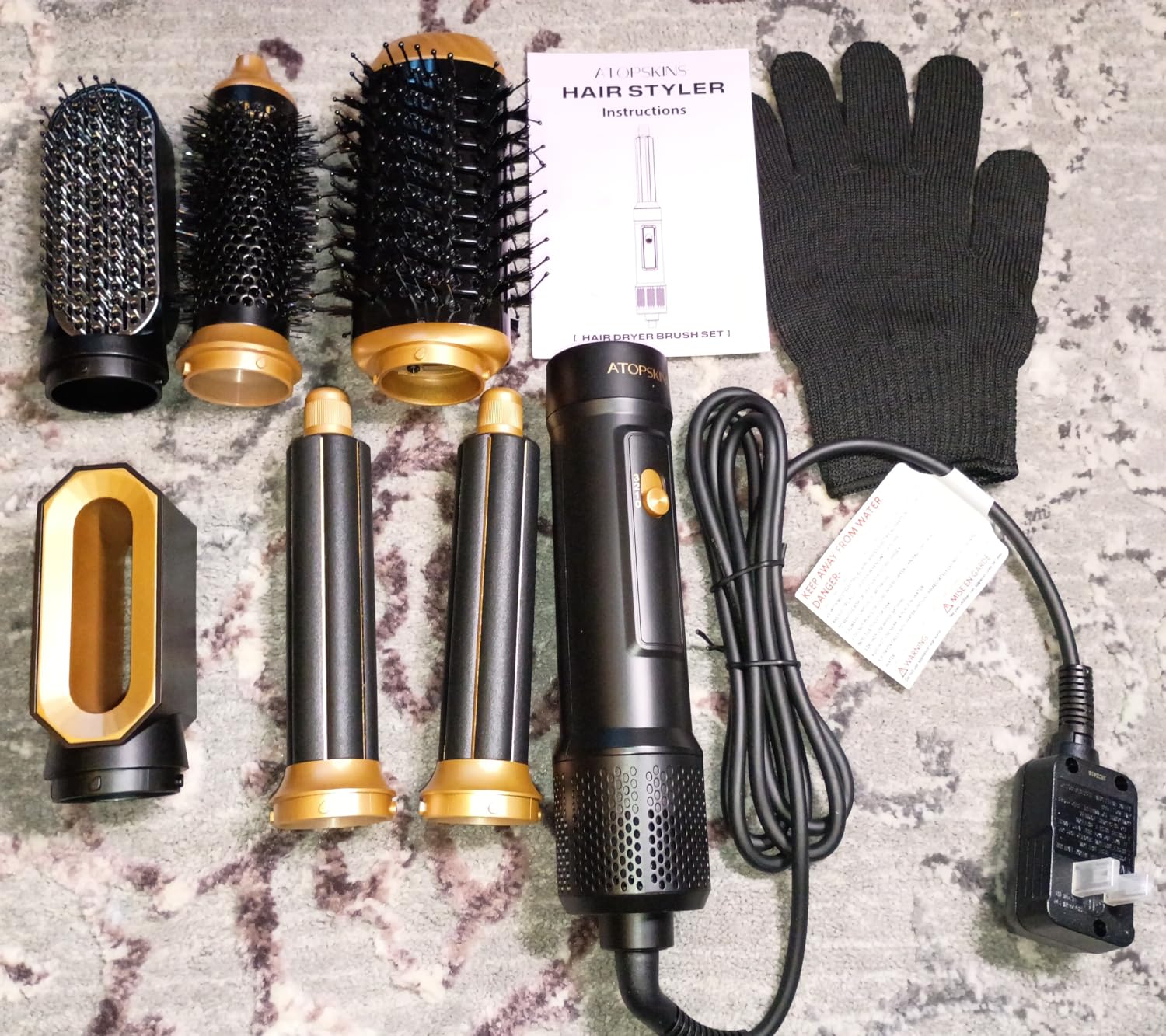 6 in 1 Blow Dryer Brush, Hair Dryer Brush Fast Drying 3 Heat Settings, Hot air Styler Auto Curling Straightening Voluming Smoothing for Women Salon & Travel Use (ALCI Plug) Customer Review 6 in 1 Blow Dryer Brush, Hair Dryer Brush Fast Drying 3 Heat Settings, Hot air Styler Auto Curling Straightening Voluming Smoothing for Women Salon & Travel Use (ALCI Plug) - Customer Photo 1