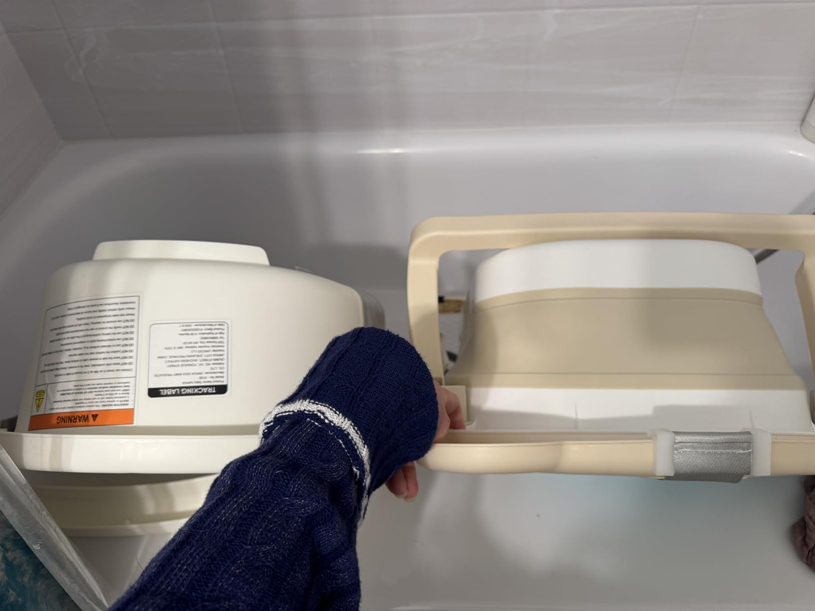 Collapsible Baby Bathtub - Large Baby Bath Tub with Thermometer & Cushion | Travel Portable Newborn Infant Bathtub | Foldable Toddler Bathtub for Baby 0 to 36 Months (Grey) - Customer Photo 1