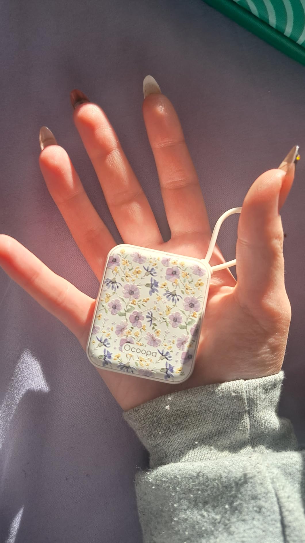 OCOOPA Hand Warmers Rechargeable, Smart Temp Control 7H*2 Long Safe Heat, Ultra Slim, Pocket-Size Design That Fits Gloves, Gifts for Women, Outdoor, Office, Commute (UT5 Nano) - Customer Photo 1