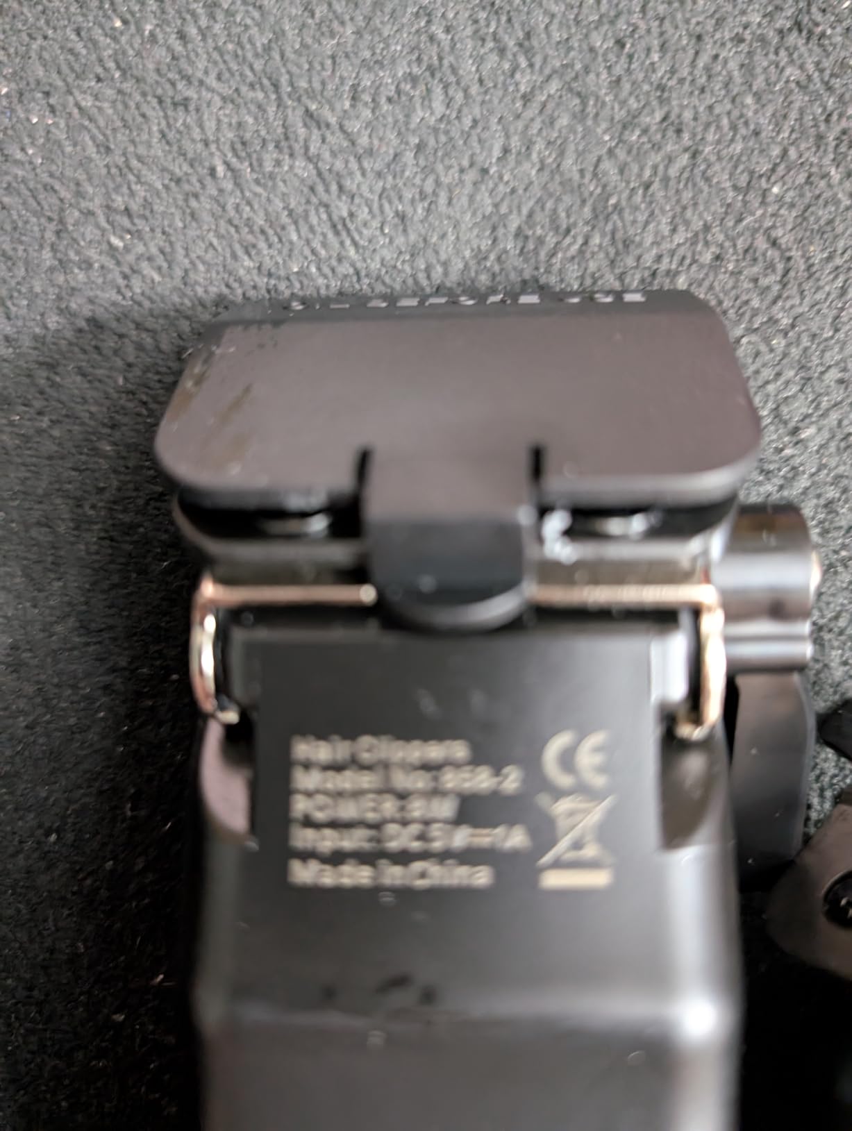 Professional Hair Clippers for Men Cordless & Corded - Rechargeable Barber Clipper & Trimmer Set with Fade Lever for Home Haircuts, Grooming Kit with Guide Combs, with Travel Case - Customer Photo 2