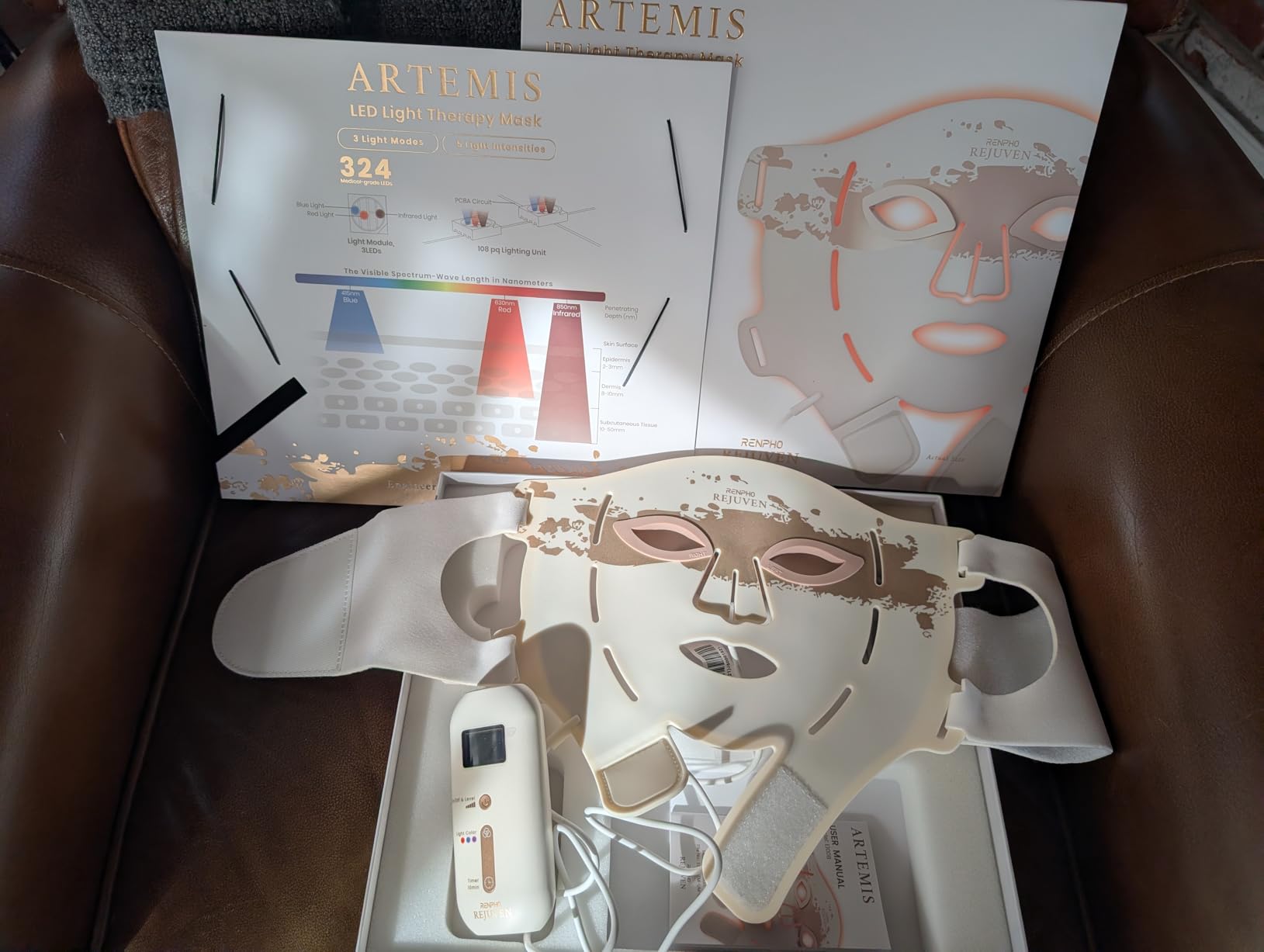 RENPHO Red Light Therapy Mask for Face 2026, Anniversary Christmas Gifts for Women Mom Wife, 324 LEDs Full Face Coverage & 3 Light Modes, Cordless LED Red Light Therapy Face Mask for Home Use & Travel - Customer Photo 1