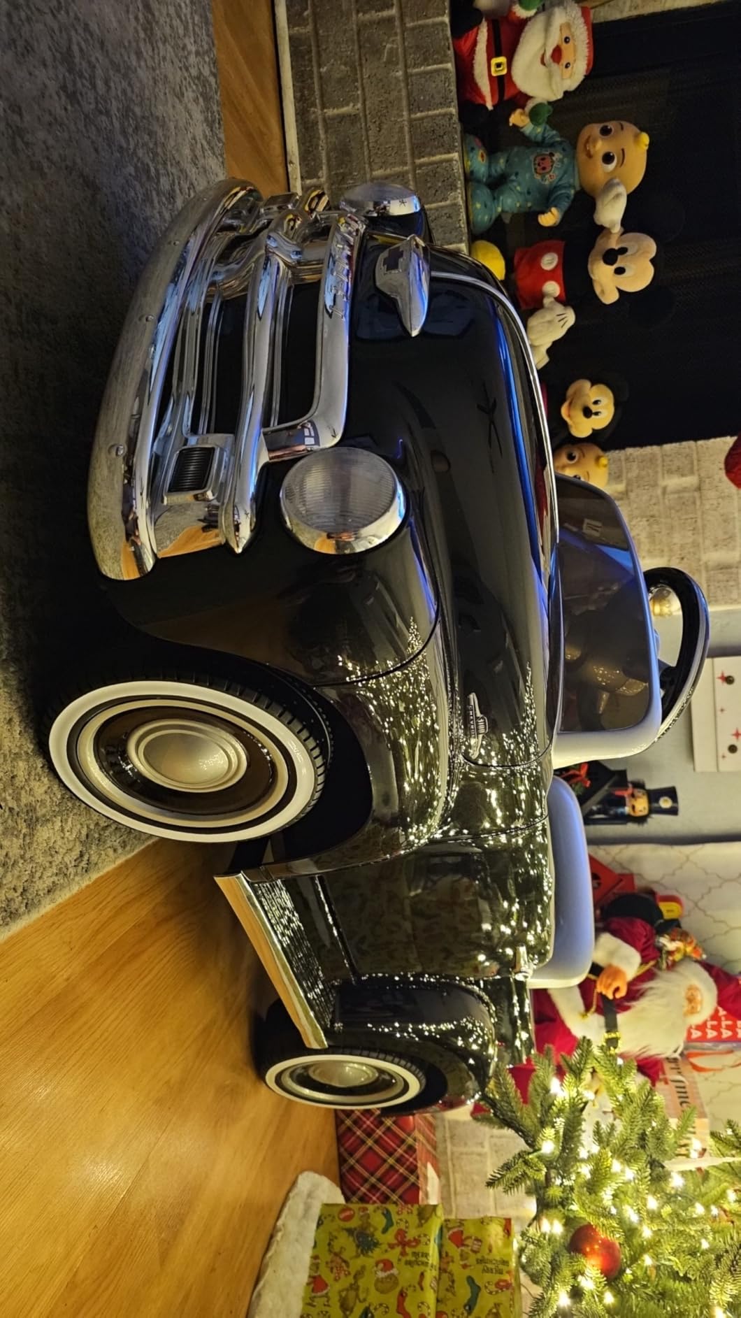 Joywhale 24V Ride on Truck 4WD Kids Electric Vehicle Licensed Chevorlet Ride on car with 7AH Big Battery, 320W Powerful Motors, 2 Seats, Music, 4 Wheel Suspension, 2 Speeds, LED Lights,Black - Customer Photo 1