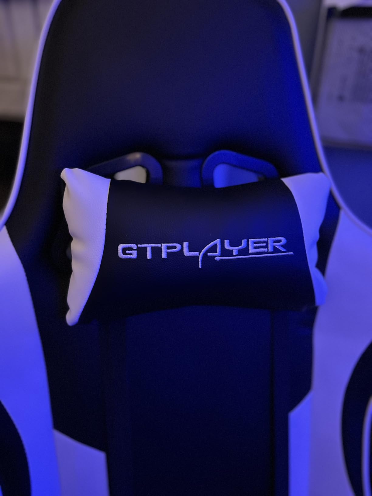 GTPLAYER Gaming Chair, Computer Chair with Footrest and Lumbar Support, Height Adjustable Game Chair with 360°-Swivel Seat and Headrest and for Office or Gaming (Snow White) - Customer Photo 1