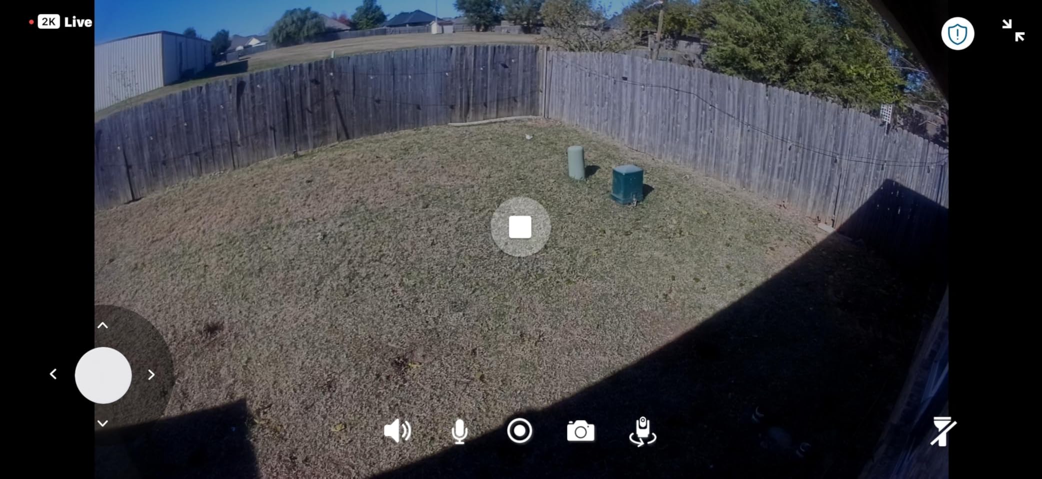 Arlo Essential Pan Tilt Security Camera 2K - Wired Plug-in Power Outdoor Camera, Person Recognition, Package Detection, Animated Preview, 1-Month Trial of Secure Plan, Auto Motion Tracking, 1 Cam - Customer Photo 2