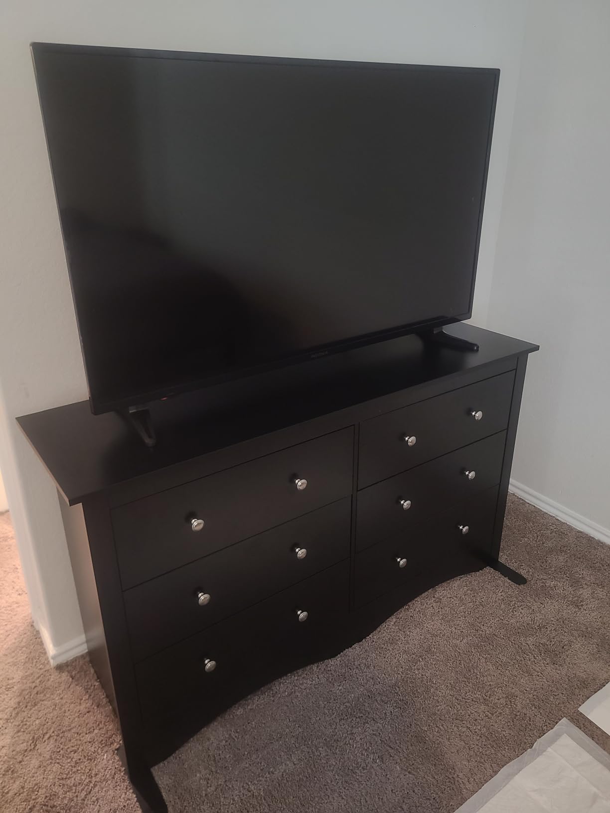 Furmax Dresser for Bedroom, 6 Wood Dresser, Chest of Drawers, for TV up to 65 inch, TV Stand Storage Chest of Drawers for Hallway Entryway (Black) - Customer Photo 1