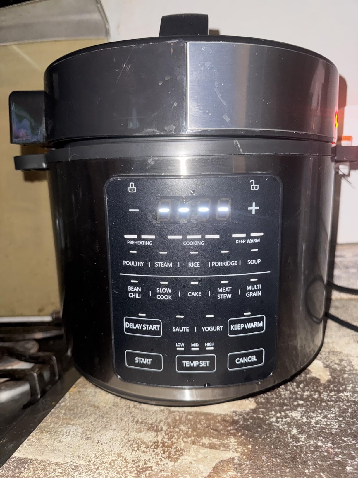 Simple Deluxe Electric Pressure Cooker, Non-Stick 12-in-1 & 6QT Stainless Steel Multi Cooker for Slow Cook, Meat Stew, Cake, Porridge, Multigrain, Dishwasher Safe, Silver - Customer Photo 2