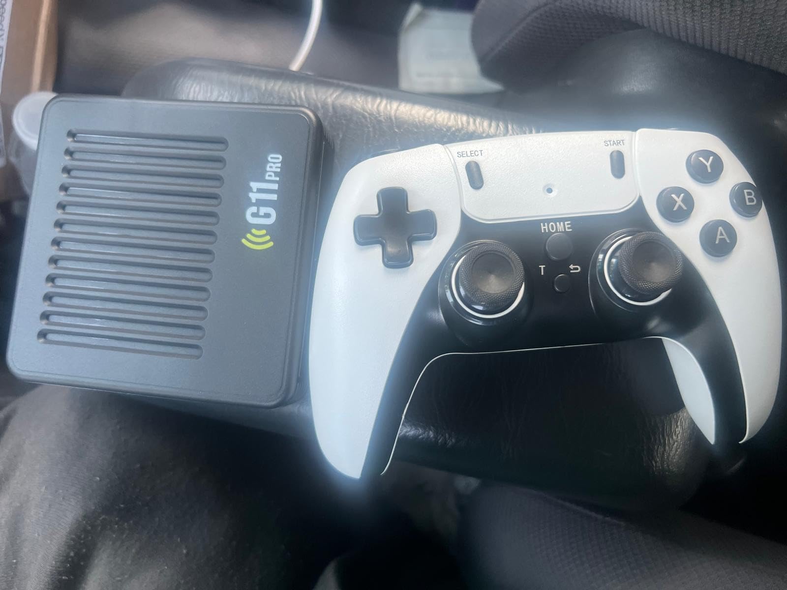 All8bit G11 Pro Game Box, Classic Video Games with HDMI, Built-in 60 Emulators, 100000+ Games - Plug & Play TV Retro Gaming Console with Upgrade Dual 2.4G Wireless Controllers (256G) Customer Review All8bit G11 Pro Game Box, Classic Video Games with HDMI, Built-in 60 Emulators, 100000+ Games - Plug & Play TV Retro Gaming Console with Upgrade Dual 2.4G Wireless Controllers (256G) - Customer Photo 1