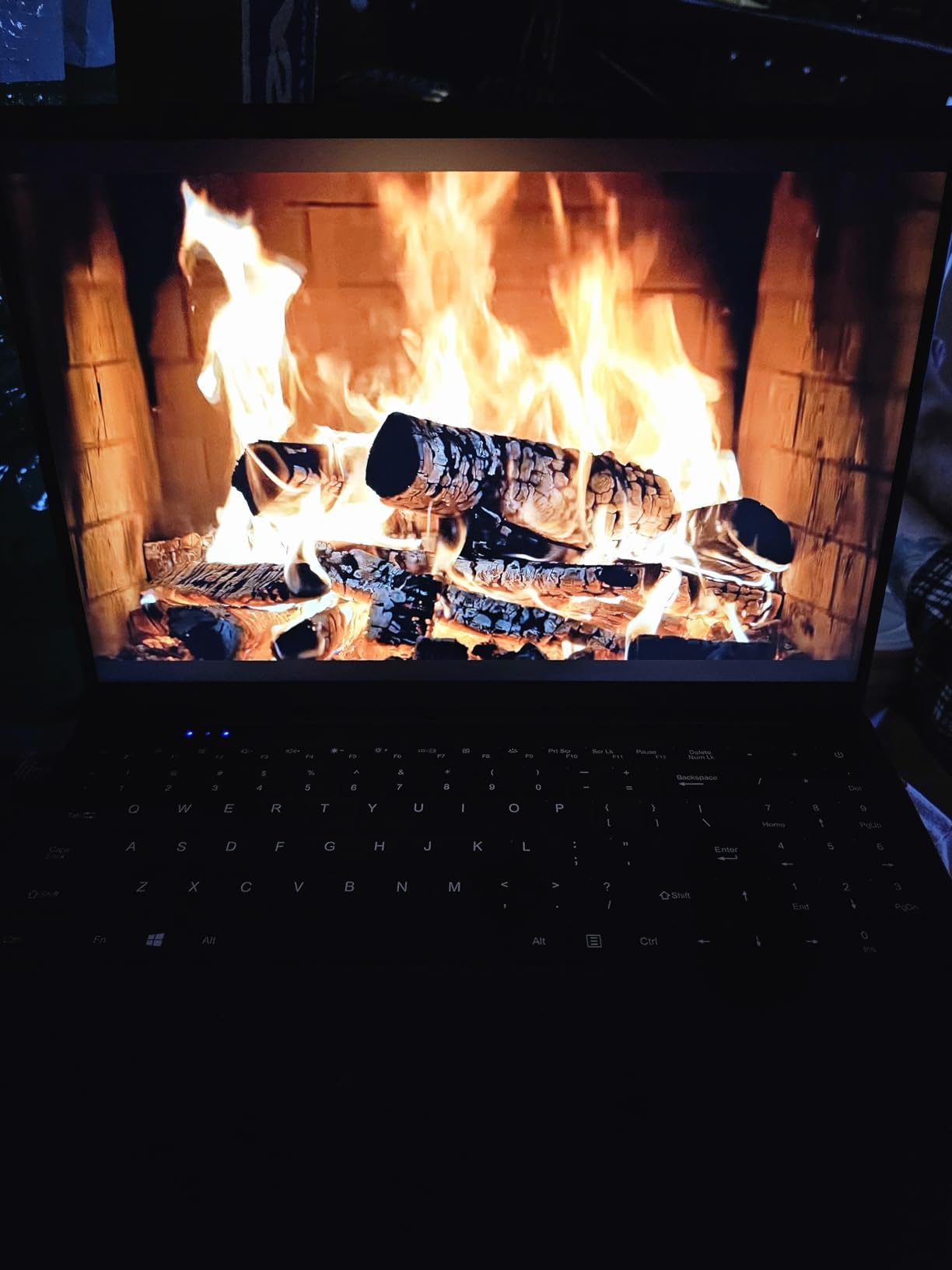 Gaming Laptop, 16 Inch Laptop Computer with Win 11 Pro, 12th Gen N150 Processor(up to 3.6GHz), 16GB RAM 1TB SSD, Backlit Keyboard, Bluetooth, FHD 1920 * 1200. Dark Blue. - Customer Photo 1