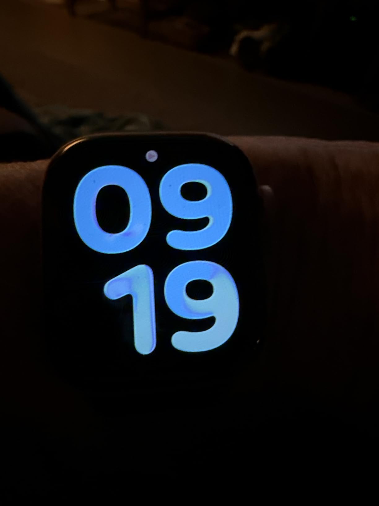 Apple Watch Series 11 [GPS 46mm] Smartwatch with Jet Black Aluminum Case with Black Sport Band - M/L. Sleep Score, Fitness Tracker, Health Monitoring, Always-On Display, Water Resistant - Customer Photo 3