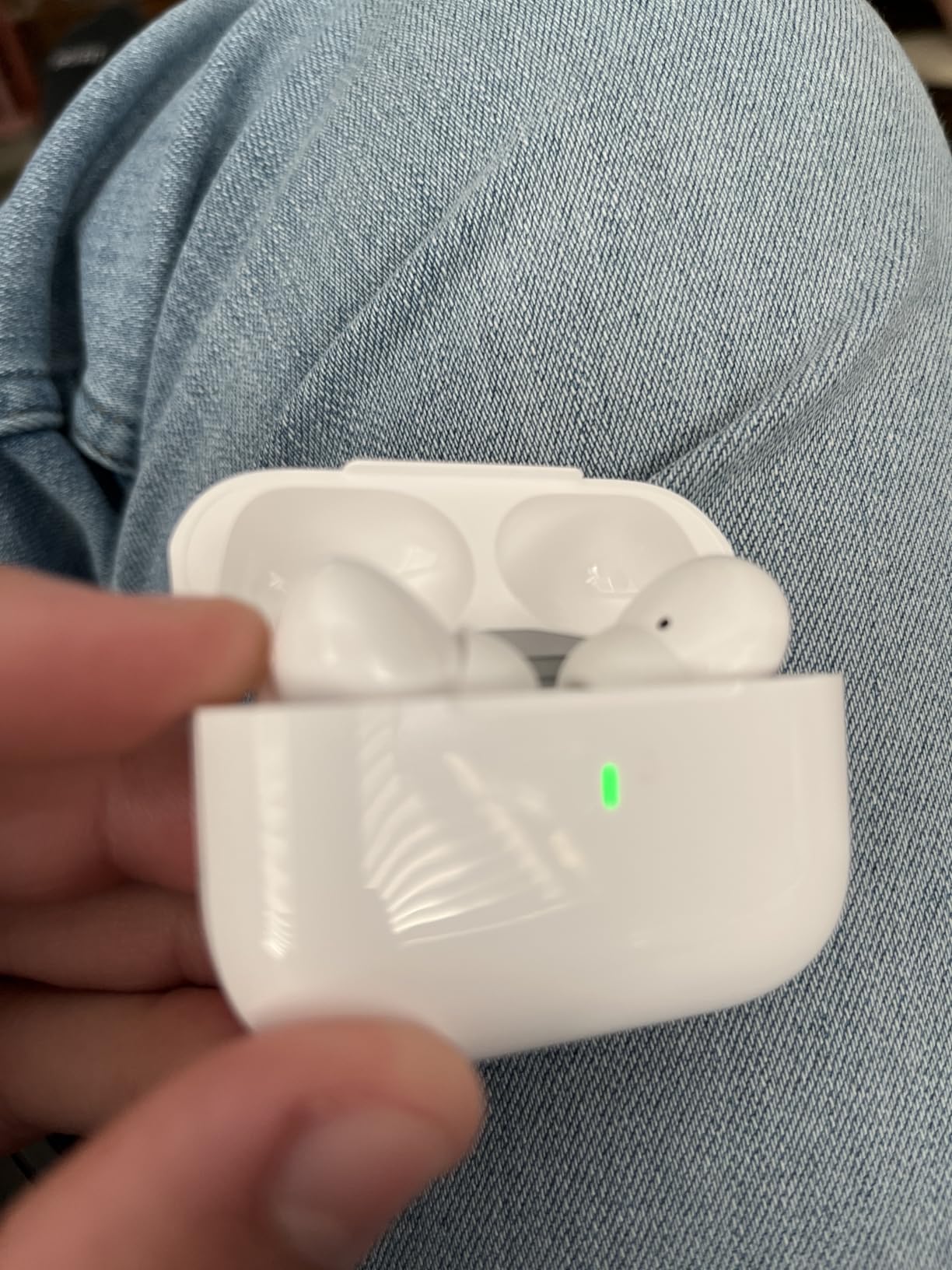 Apple AirPods Pro 3 Wireless Earbuds, Active Noise Cancellation, Live Translation, Heart Rate Sensing, Hearing Aid Feature, Bluetooth Headphones, Spatial Audio, High-Fidelity Sound, USB-C Charging - Customer Photo 5