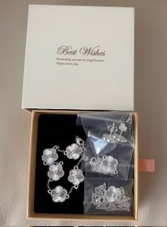 Freinit 4Pcs Gold Necklace Earrings Bracelet Set, 18K Gold Plated Flower Jewelry Set Floral Pendant Stud Gold Jewelry Sets for Women,Christmas Birthday Lucky Gift for Mom Wife Daughter GF - Customer Photo 2