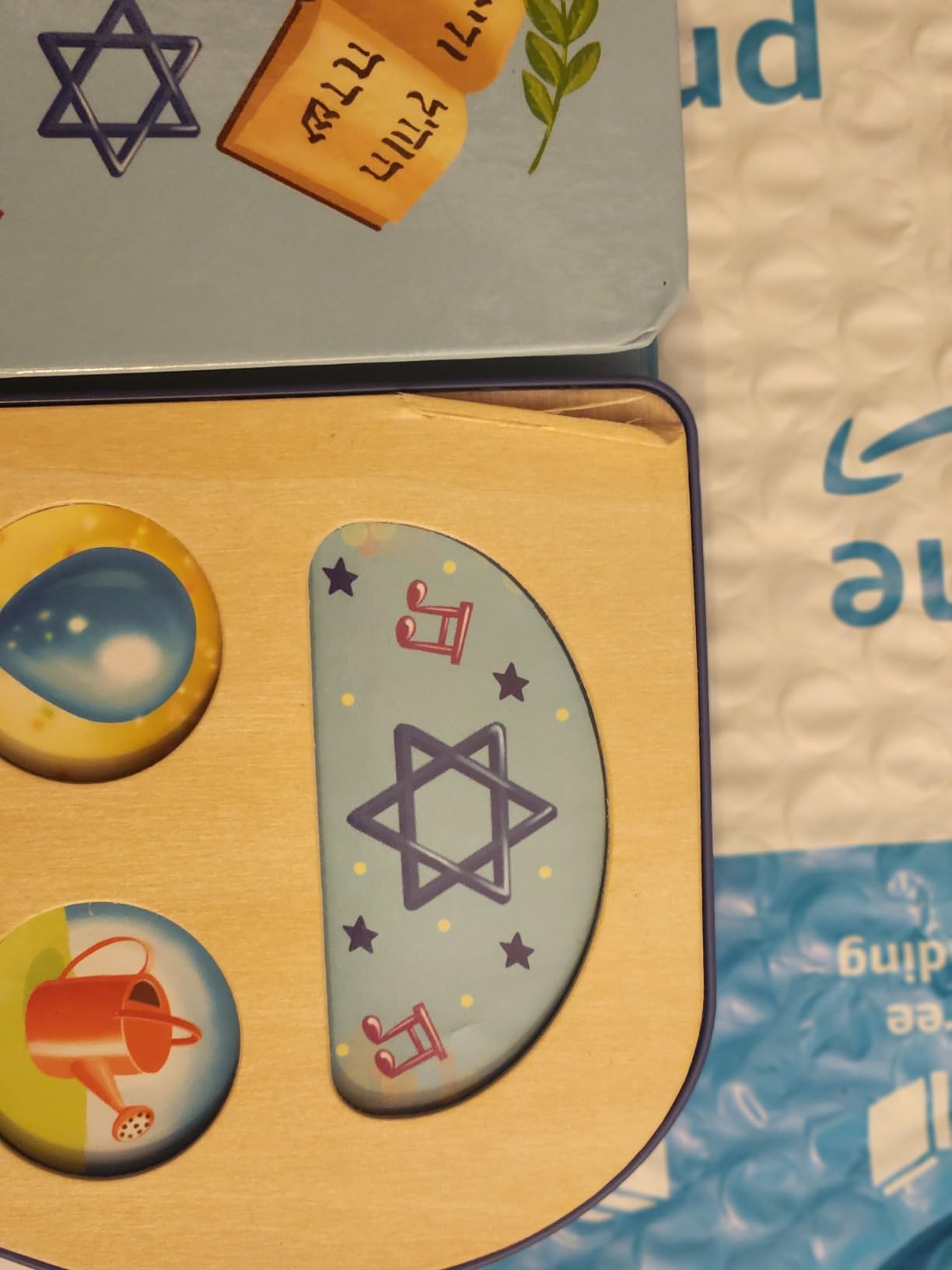 Best-Loved Jewish Songs for Hanukkah, Passover, Shabbat, Rosh Hashanah, Yom Kippur, Sukkot, Purim And More. A Children's Sound Book for Kids - Customer Photo 3