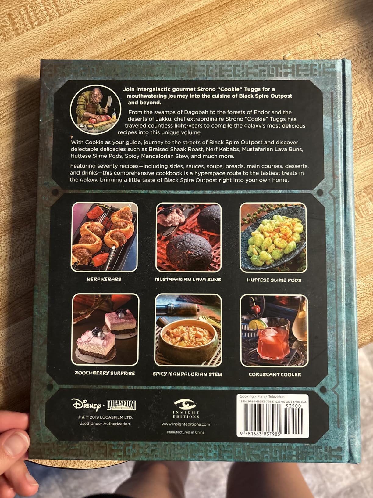 Star Wars: Galaxy's Edge: The Official Black Spire Outpost Cookbook - Customer Photo 2
