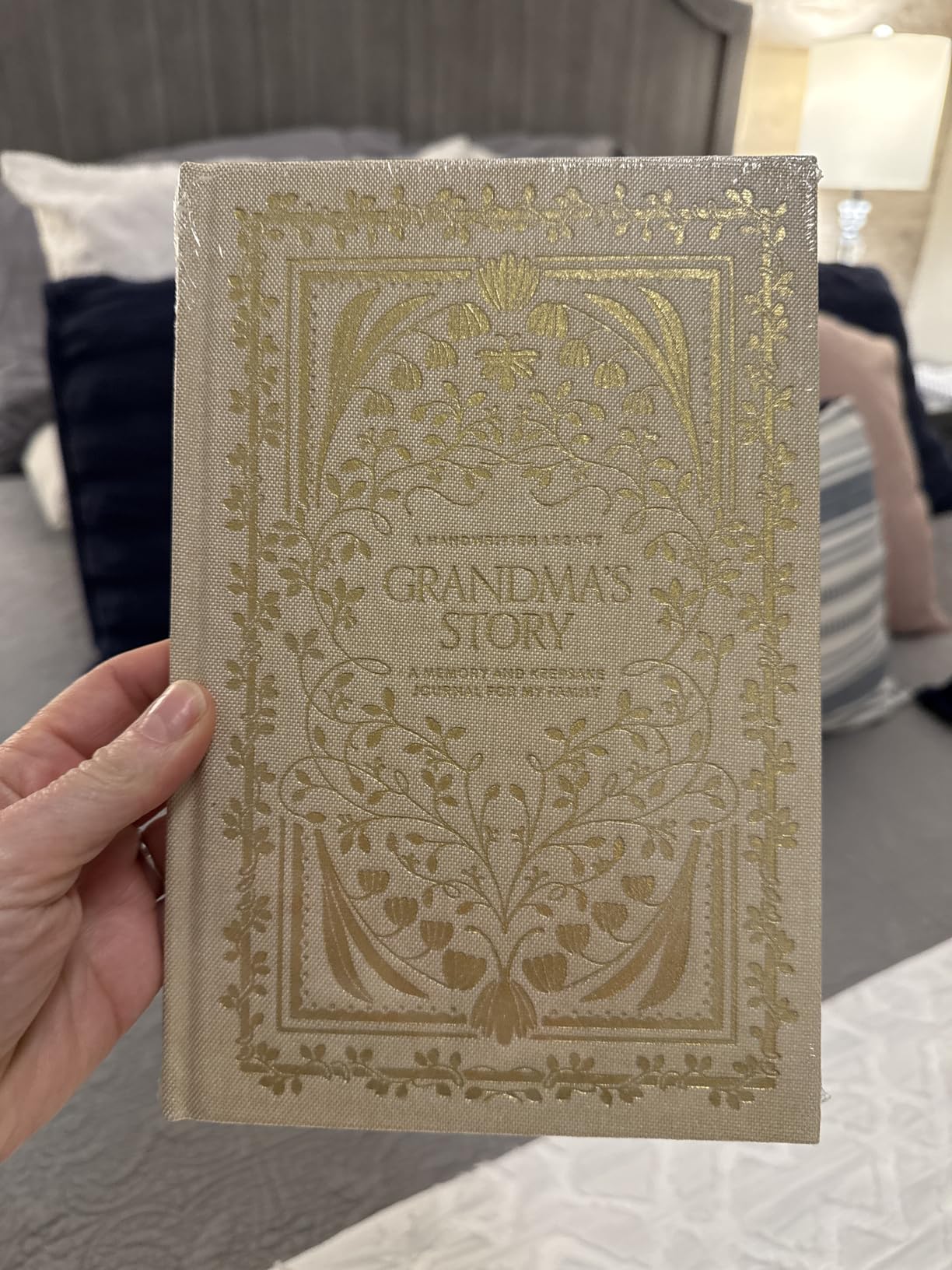 Grandma's Story: A Memory and Keepsake Journal for My Family (Heirloom Story Books and Guided Journals) - Customer Photo 1